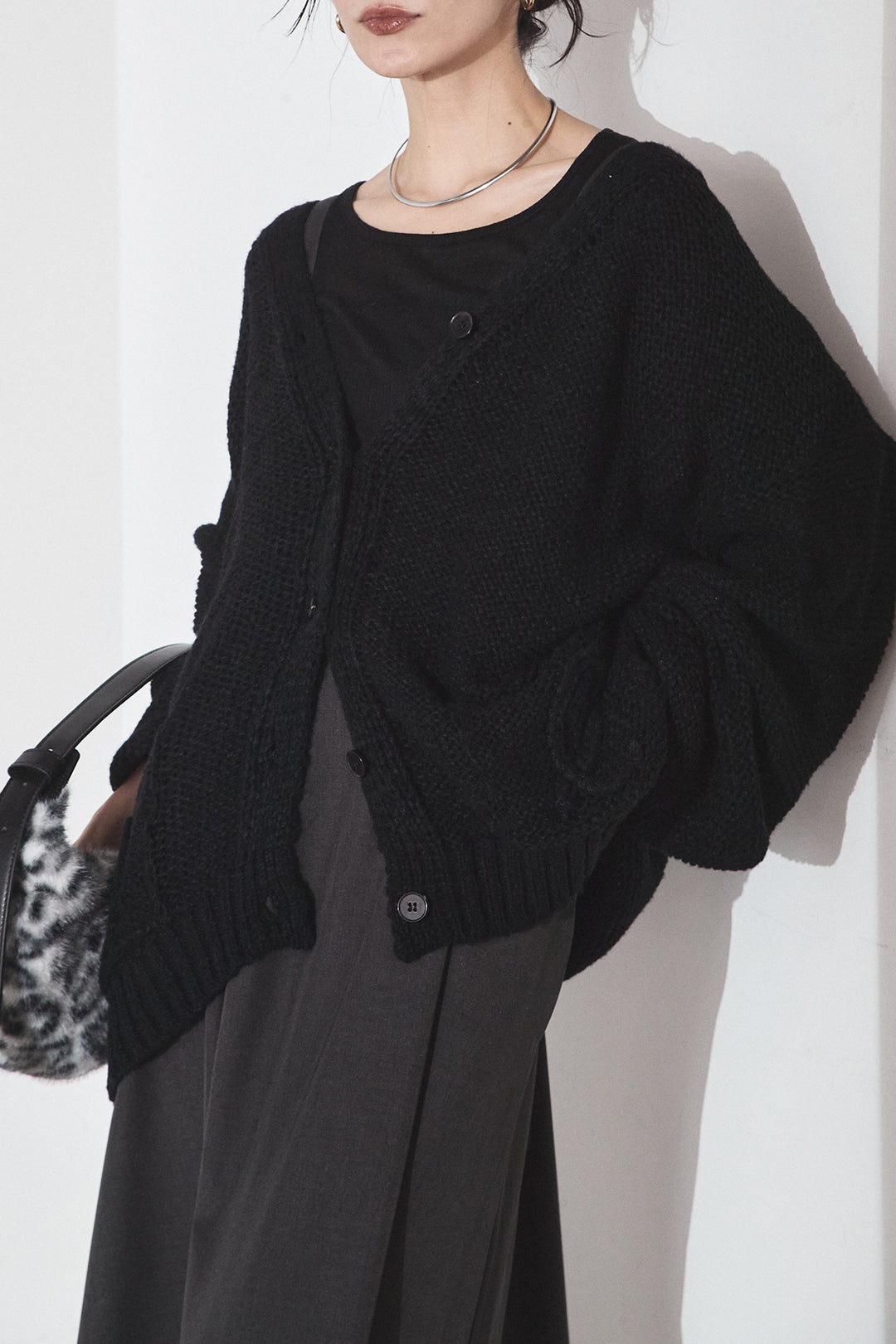 [SET]コード刺繍リラックスニットカーディガン+フレアリラックスキャミワンピース(2set)