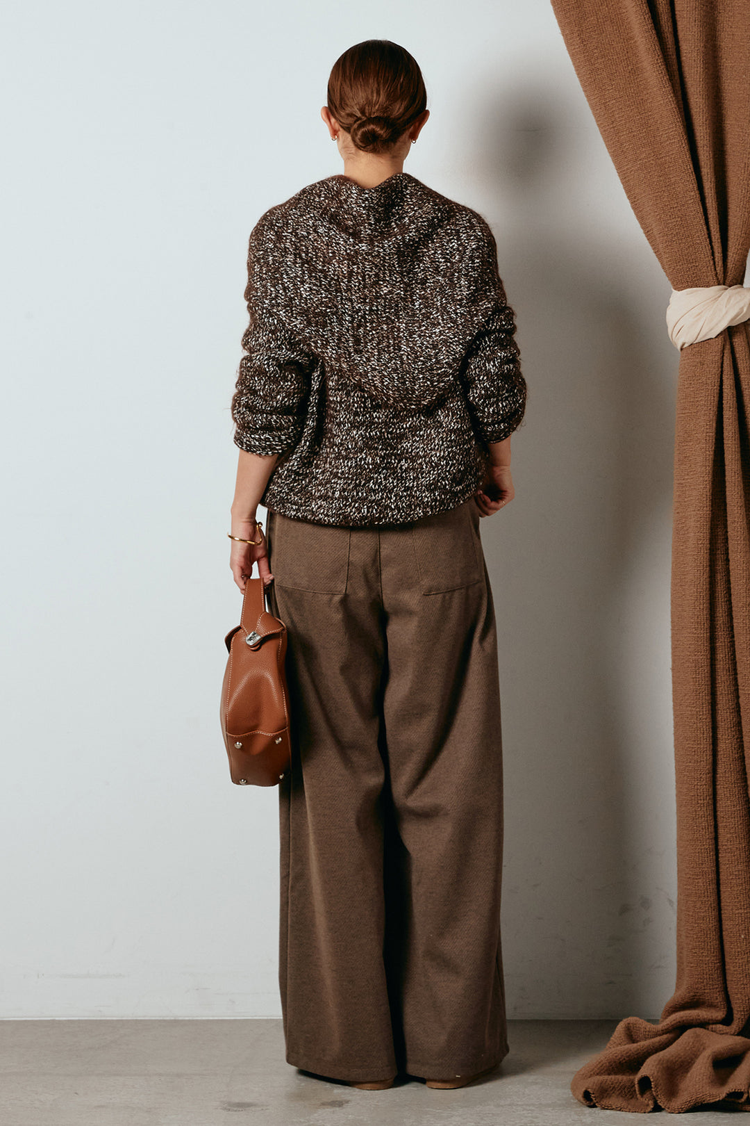 [SET]スカーフ付きミックスニットトップス+細ベルト付き起毛タックワイドパンツ(2set)