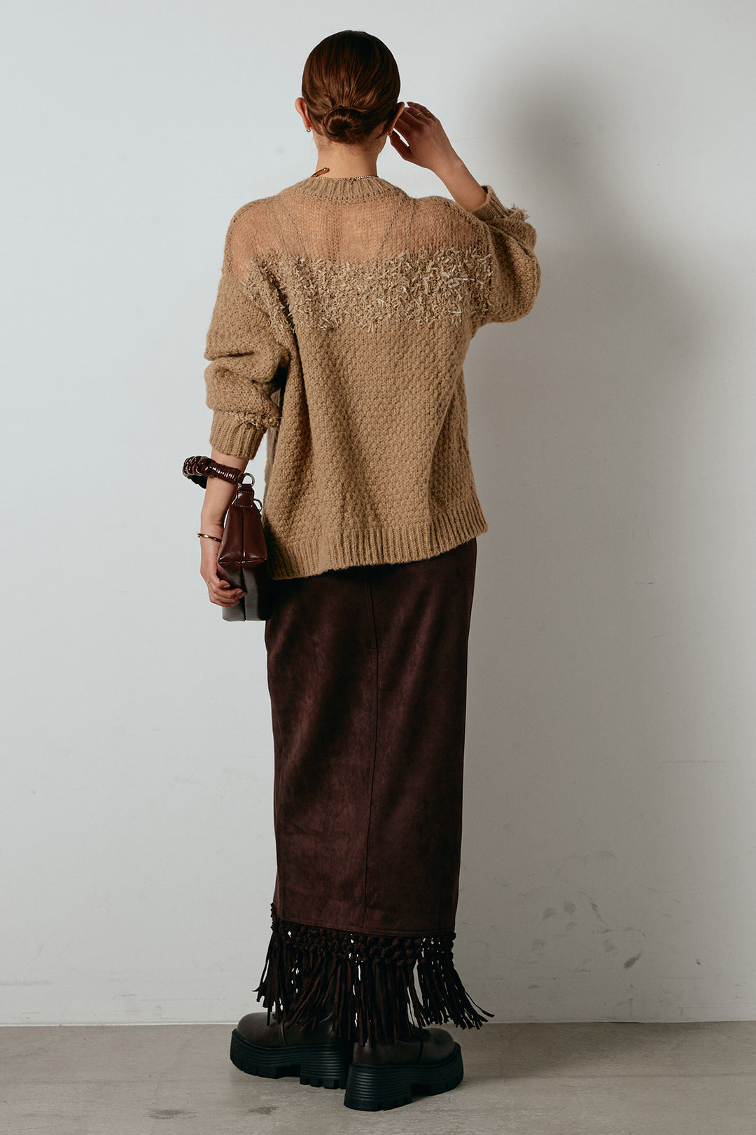 [SET]パターンランダム編みニットトップス+スウェードライク裾フリンジスカート(2set)