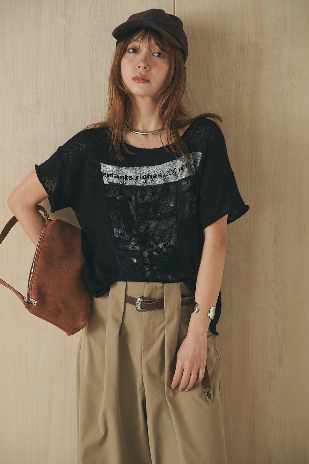 [SET]半袖モノトーングラフィックトップス+ベルトループデザインハイウエストタックパンツ(2set)