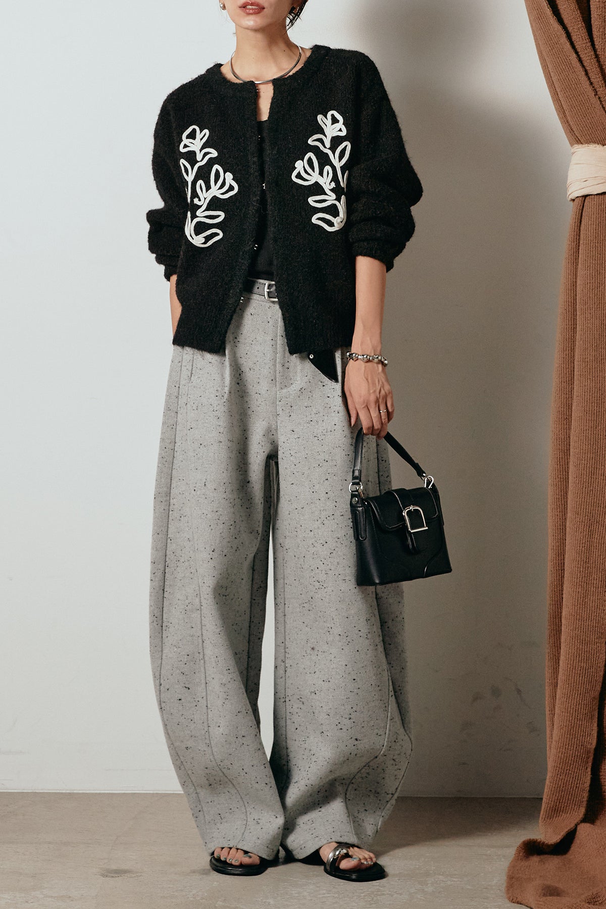 刺繍 ニット カーディガン ブラックeuro vintage 刺繍 ニット カーディガン ブラックeuro vintage