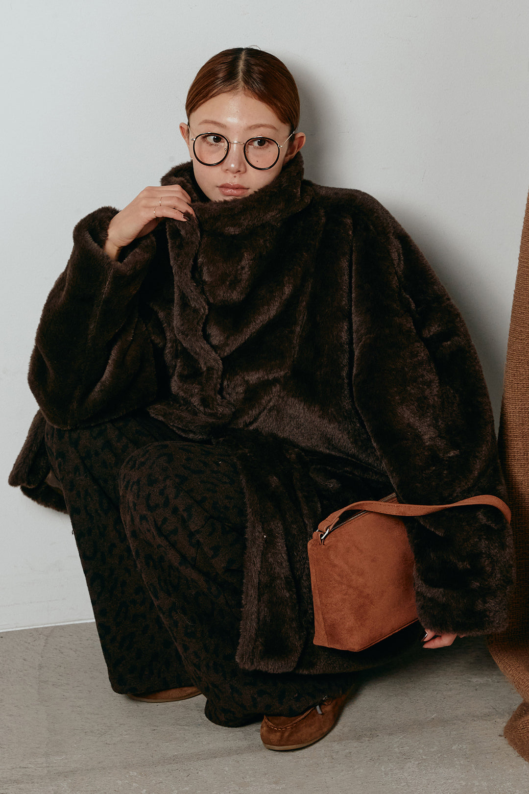 スタンドネックファーコート