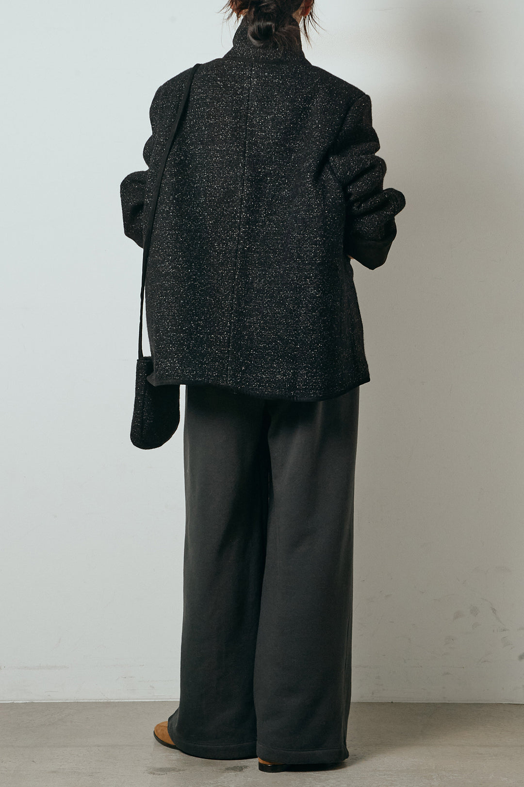 [SET]ノーカラーマフラーバッグ付きアウター+裏起毛スウェットワイドパンツ(2set)