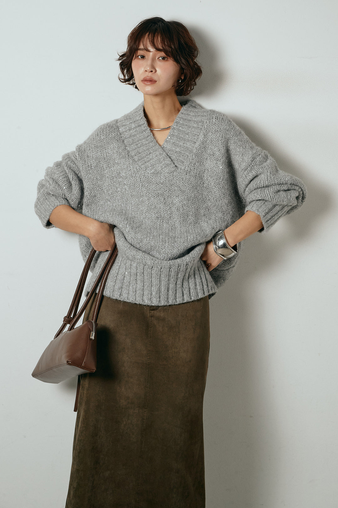 [SET]Vネックラメニットトップス+スウェードライク裾フリンジスカート(2set)