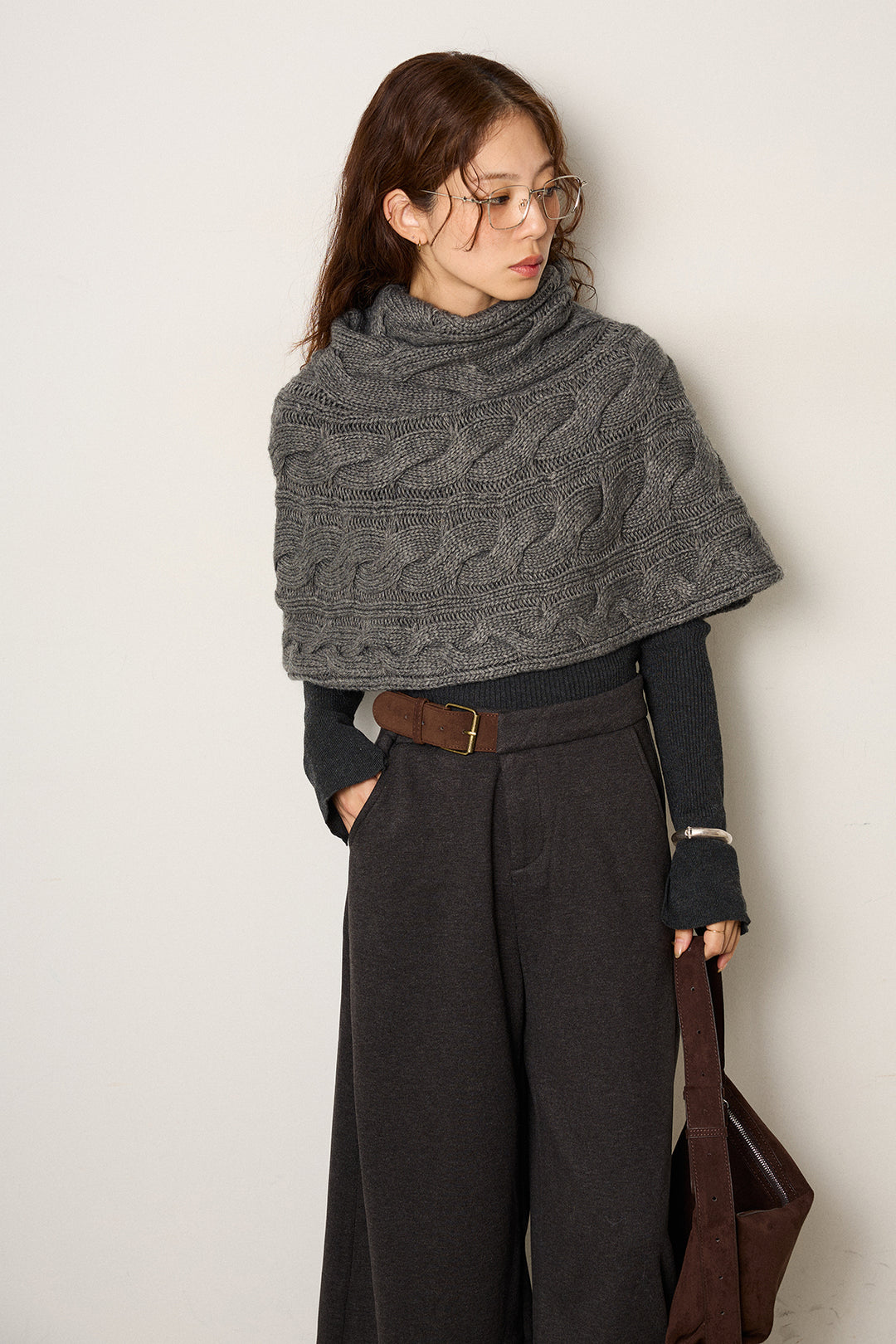 [SET]ケーブル編みケープレイヤードニット+サイドベルトパンツ(2set)