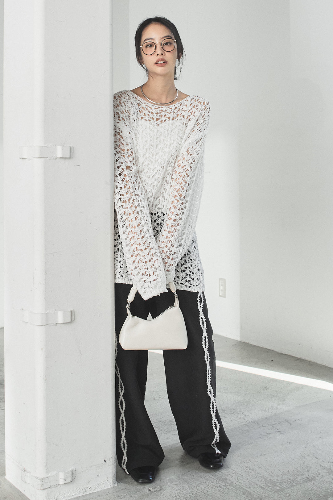 [SET]リラックスメッシュニットトップス+刺繡テープラインパンツ(2set)