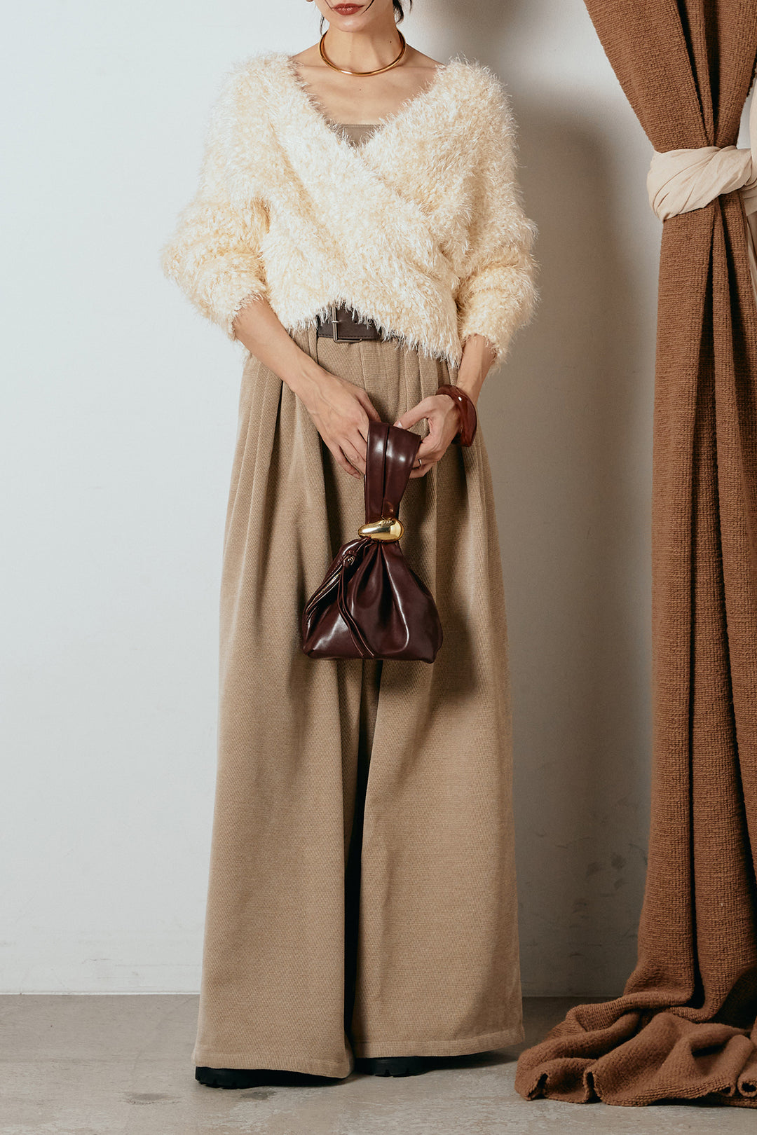 [SET]シャギークロスニットトップス+ベルトループコーデュロイワイドパンツ(2set)