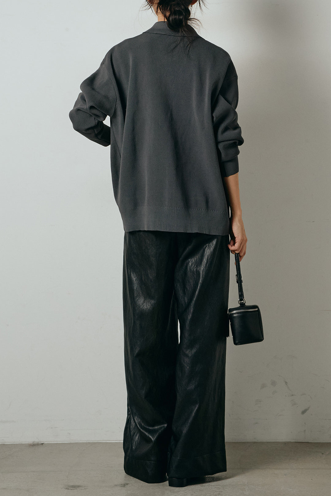 [SET]メタル釦衿付きニットカーディガン+ベルト付きレザーライクタックパンツ(2set)