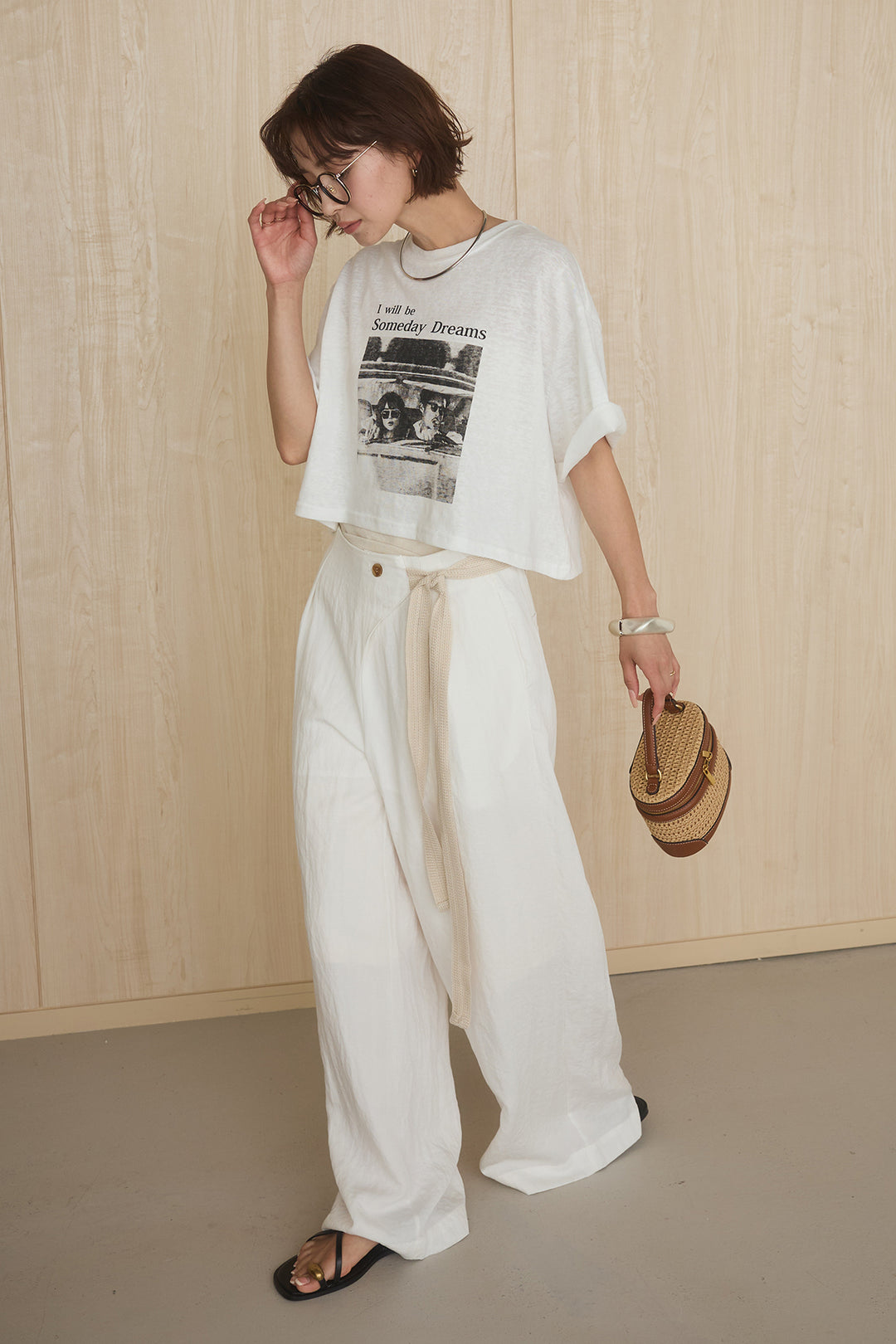 [SET]グラフィックサムデイワイドクロップドT+異素材ベルト付きラップ風ニュアンスワイドパンツ(2set)