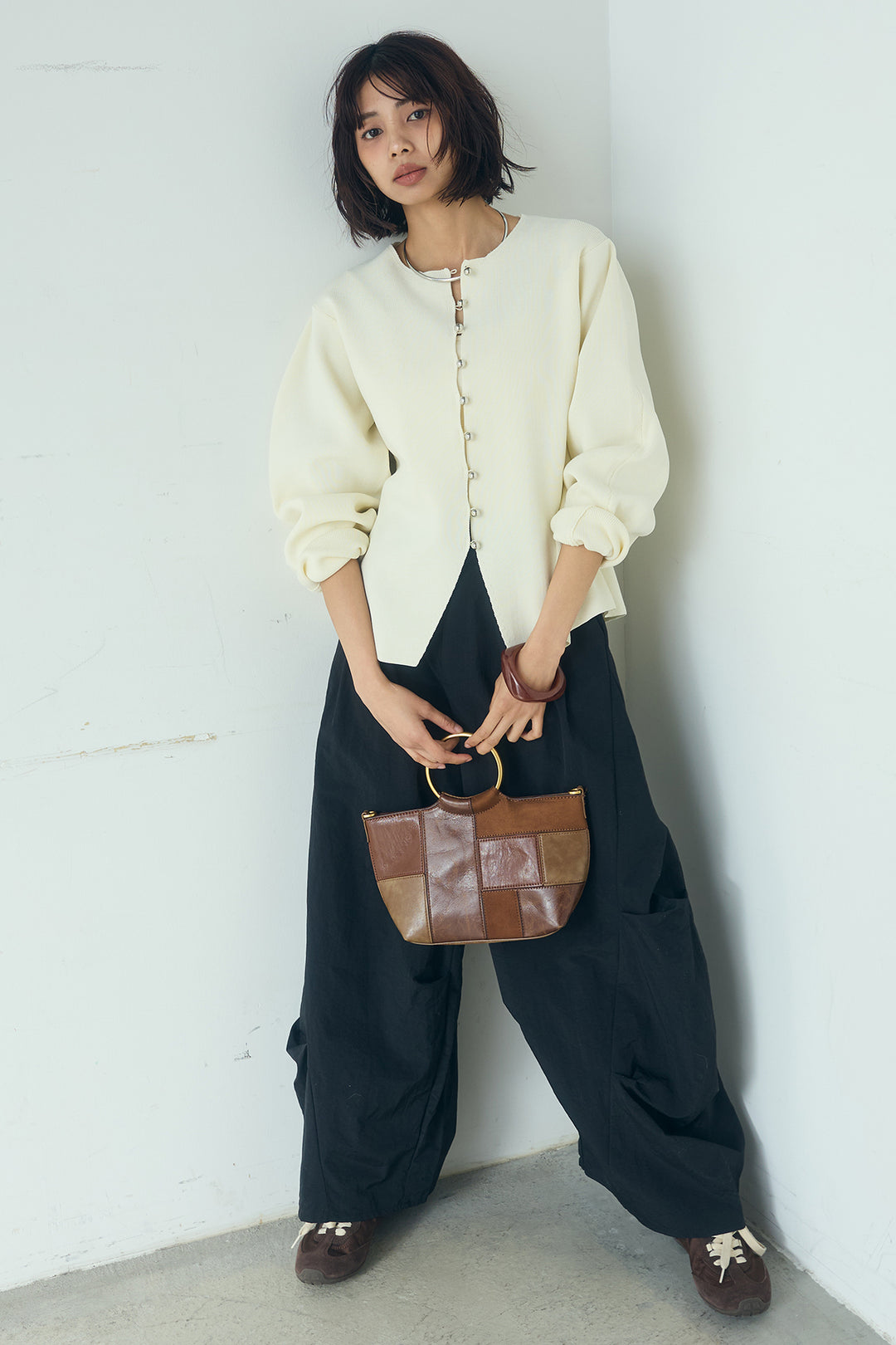 [SET]メタルボタンバナナスリーブカーディガン+ドライタフタタックバレルパンツ(2set)