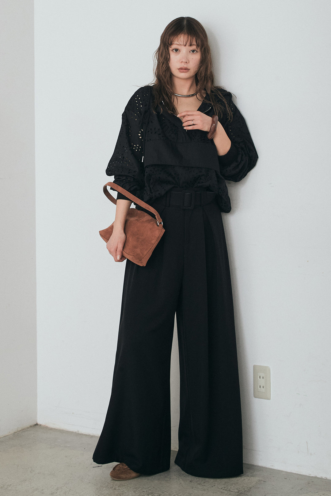 [SET]レースハーフジップアップフーディー+ベルト付きツータックワイドパンツ(2set)