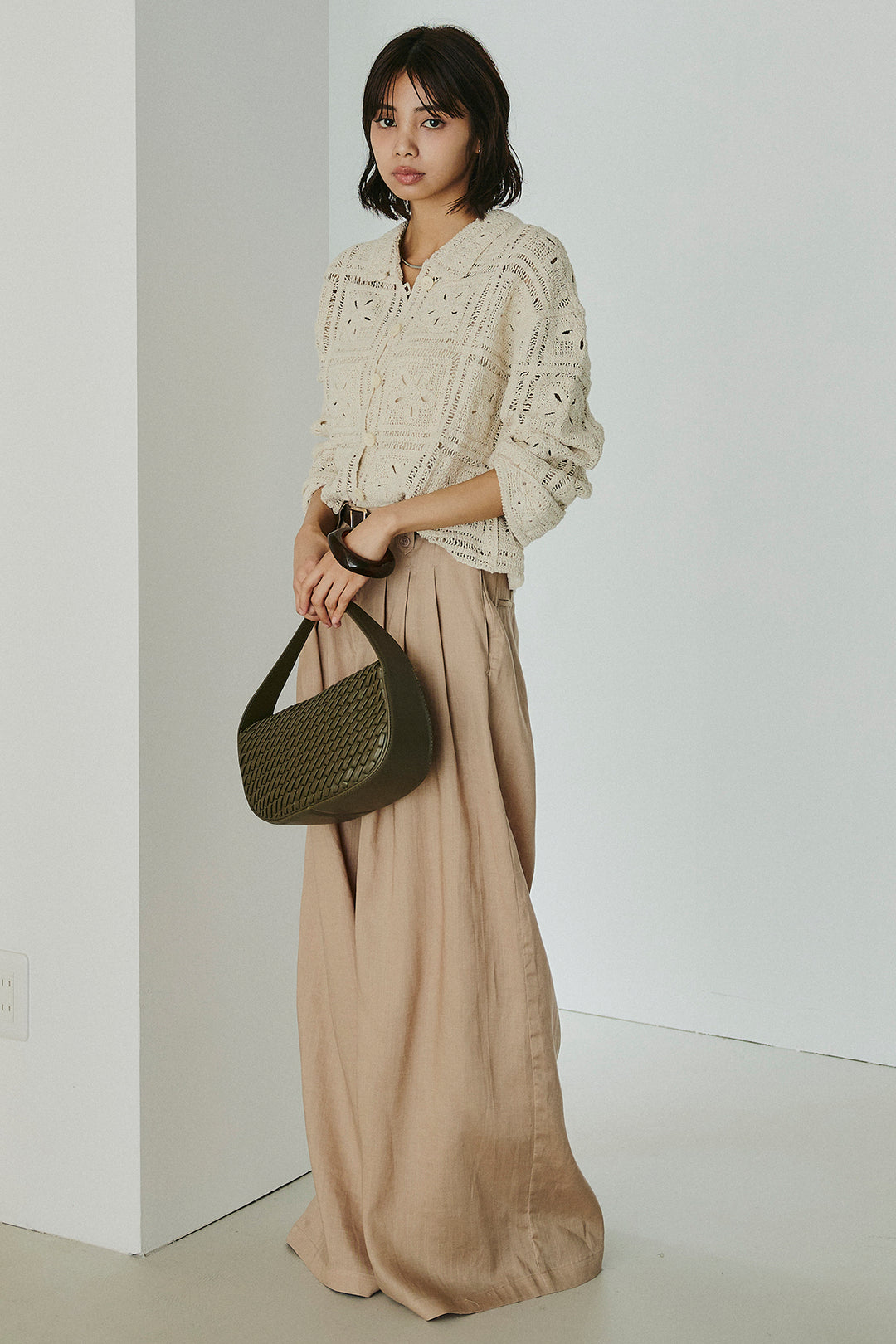 [SET]鍵編みフラワーレースカーディガン+タック入りワイドパンツ(2set)