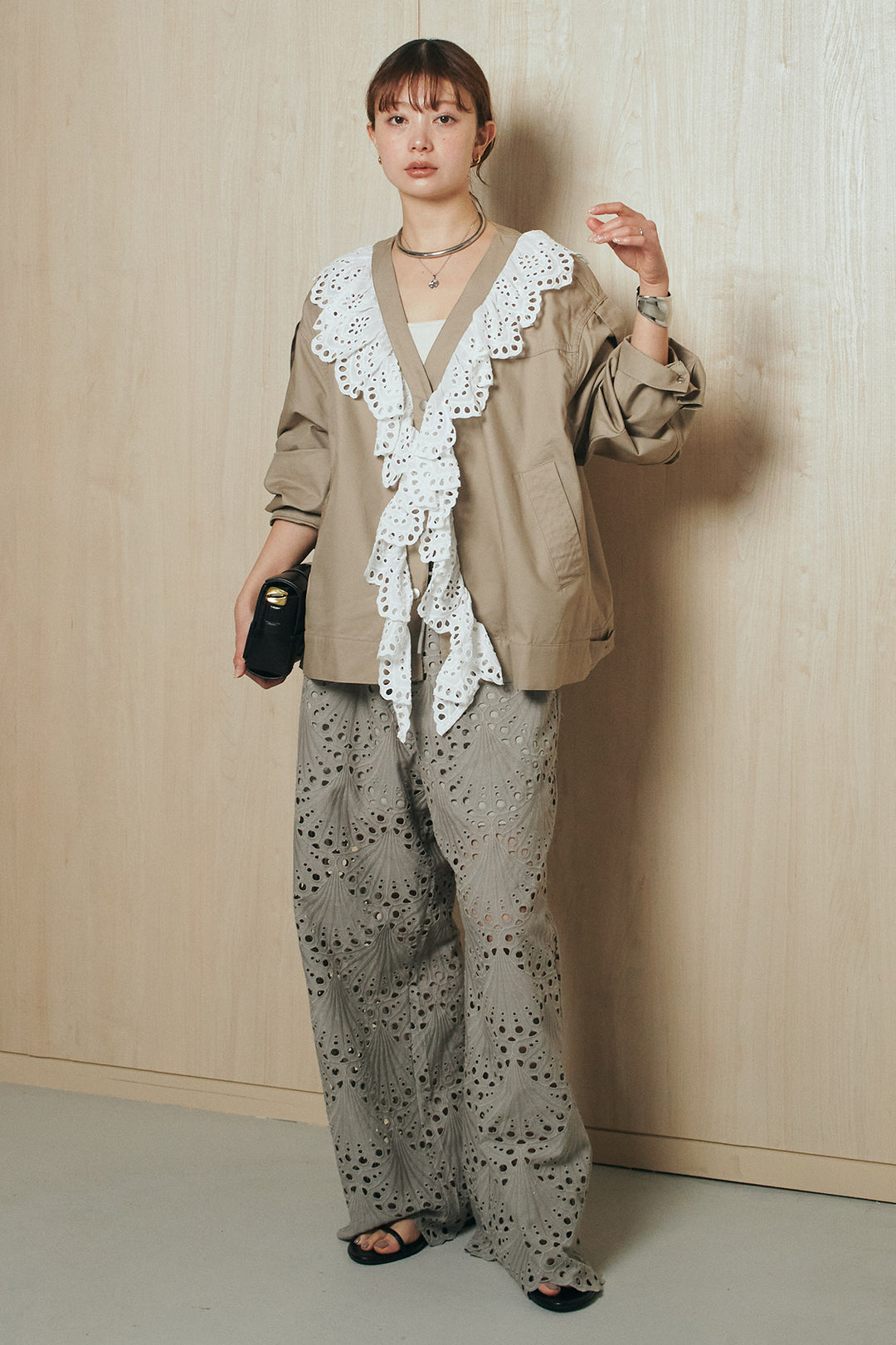 [SET]レースフリルドッキングアウター+レース刺繍リラックスパンツ(2set)