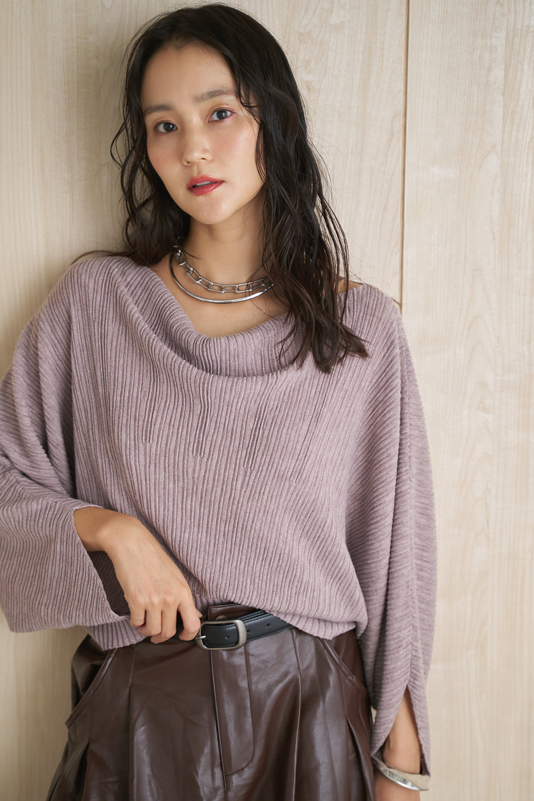 [SET]ドルマンスリーブクロップドリブニット+レザーライクタックワイドパンツ(2set)