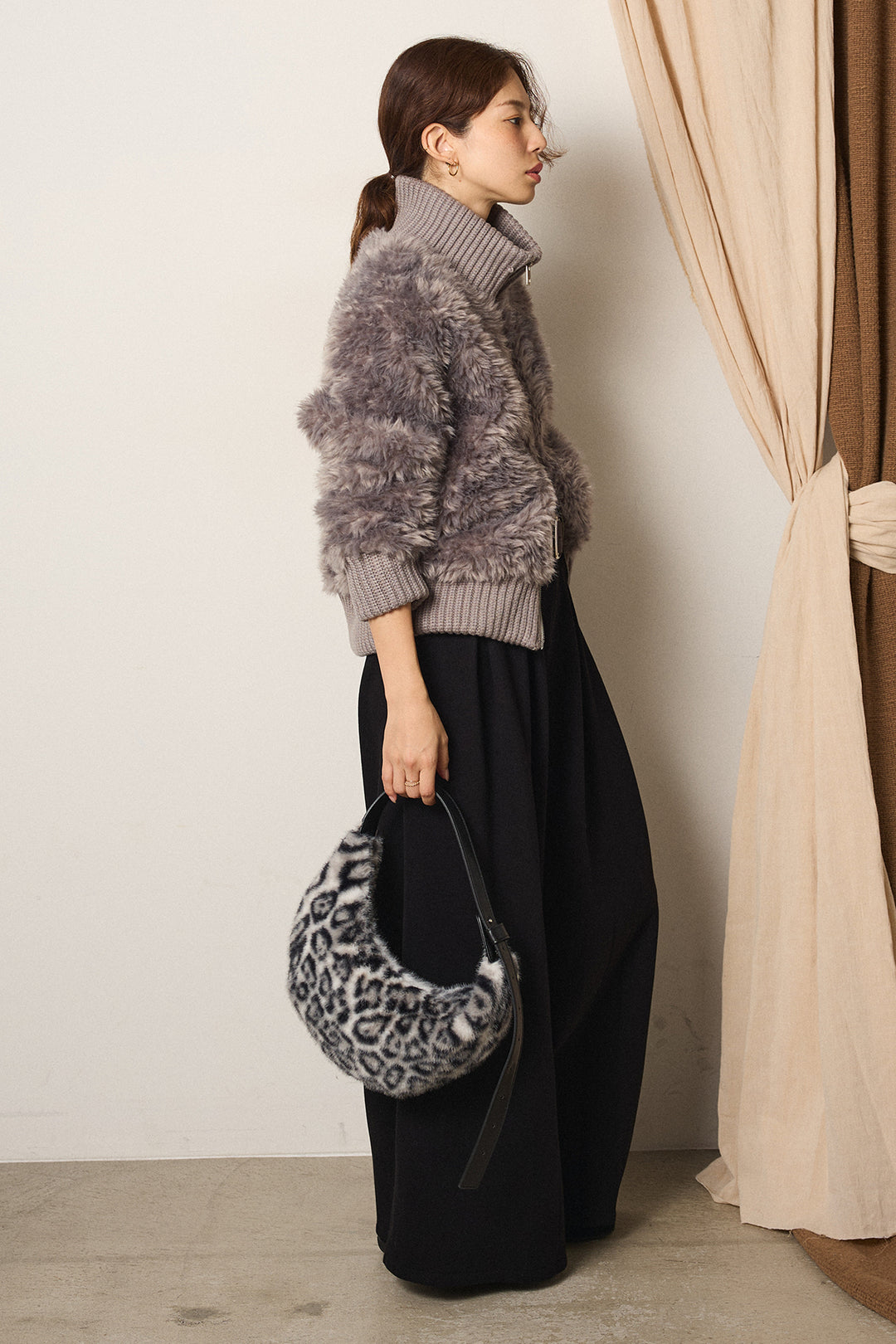 [SET]ハイネックボアブルゾン+フェイクレザー太ベルト付きタックワイドパンツ(2set)