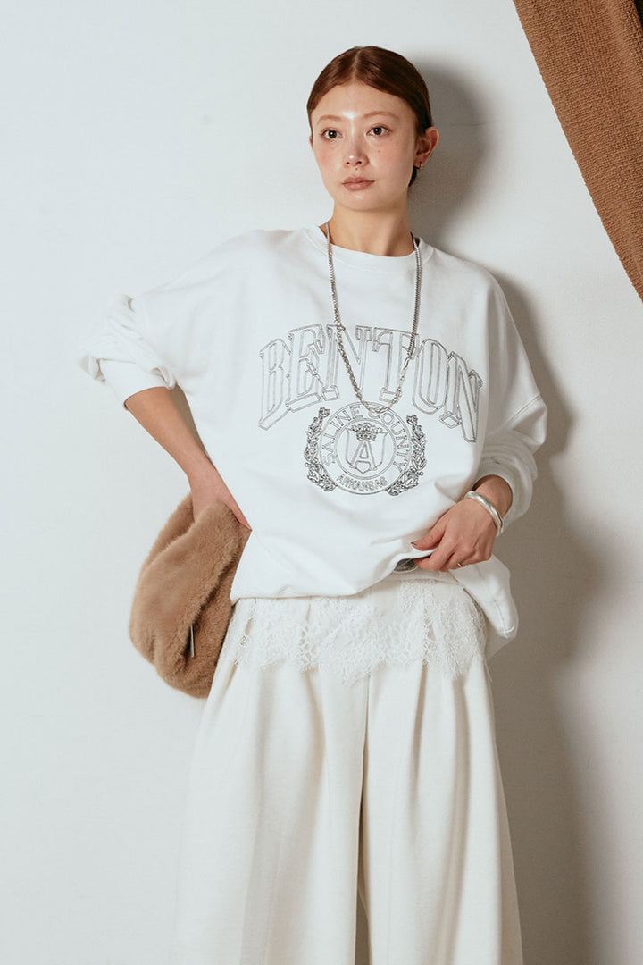 [SET]フロントロゴスウェットプルオーバー+カップ付きレースドッキングキャミソール(2set)