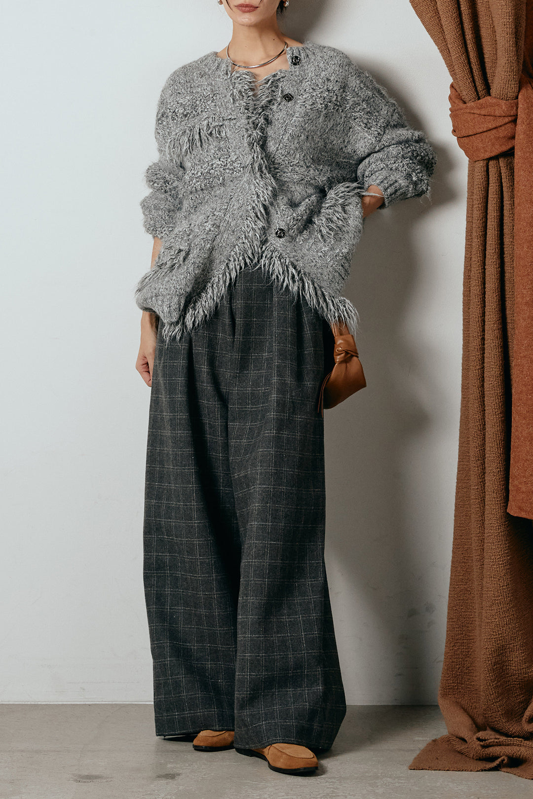 [SET]フリンジニットカーディガン+ウールライクチェックタックパンツ(2set)