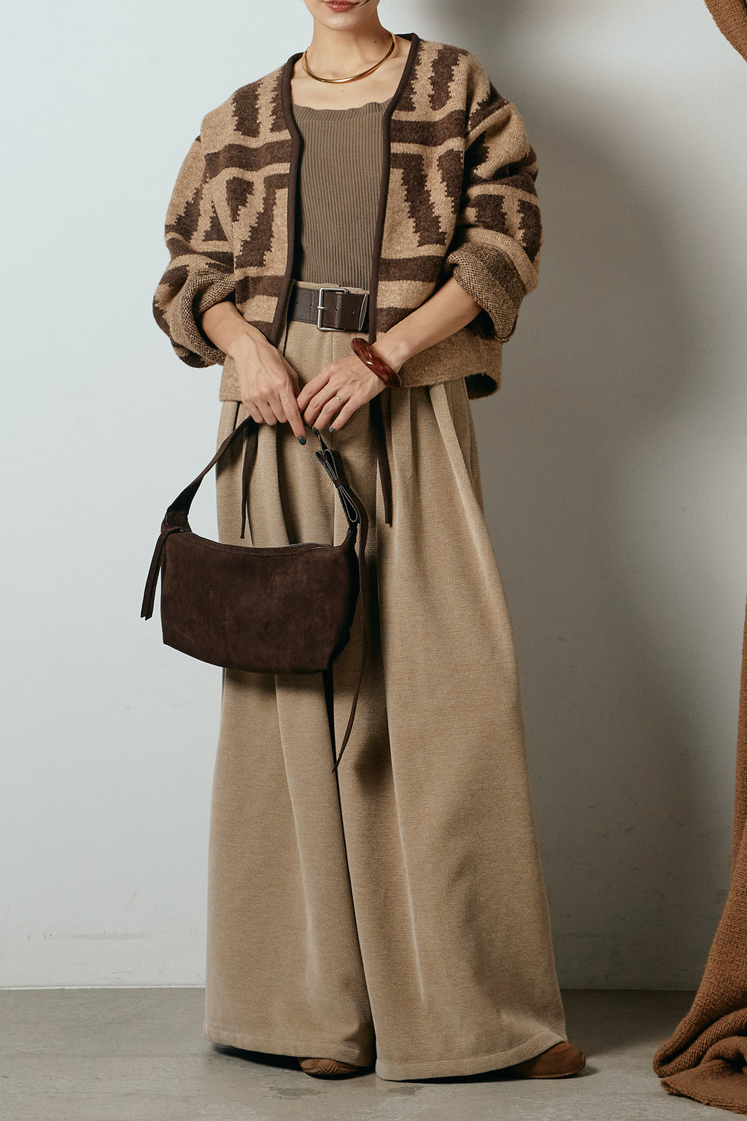 [SET]ノーカラー幾何学模様アウター+ベルトループコーデュロイワイドパンツ(2set)