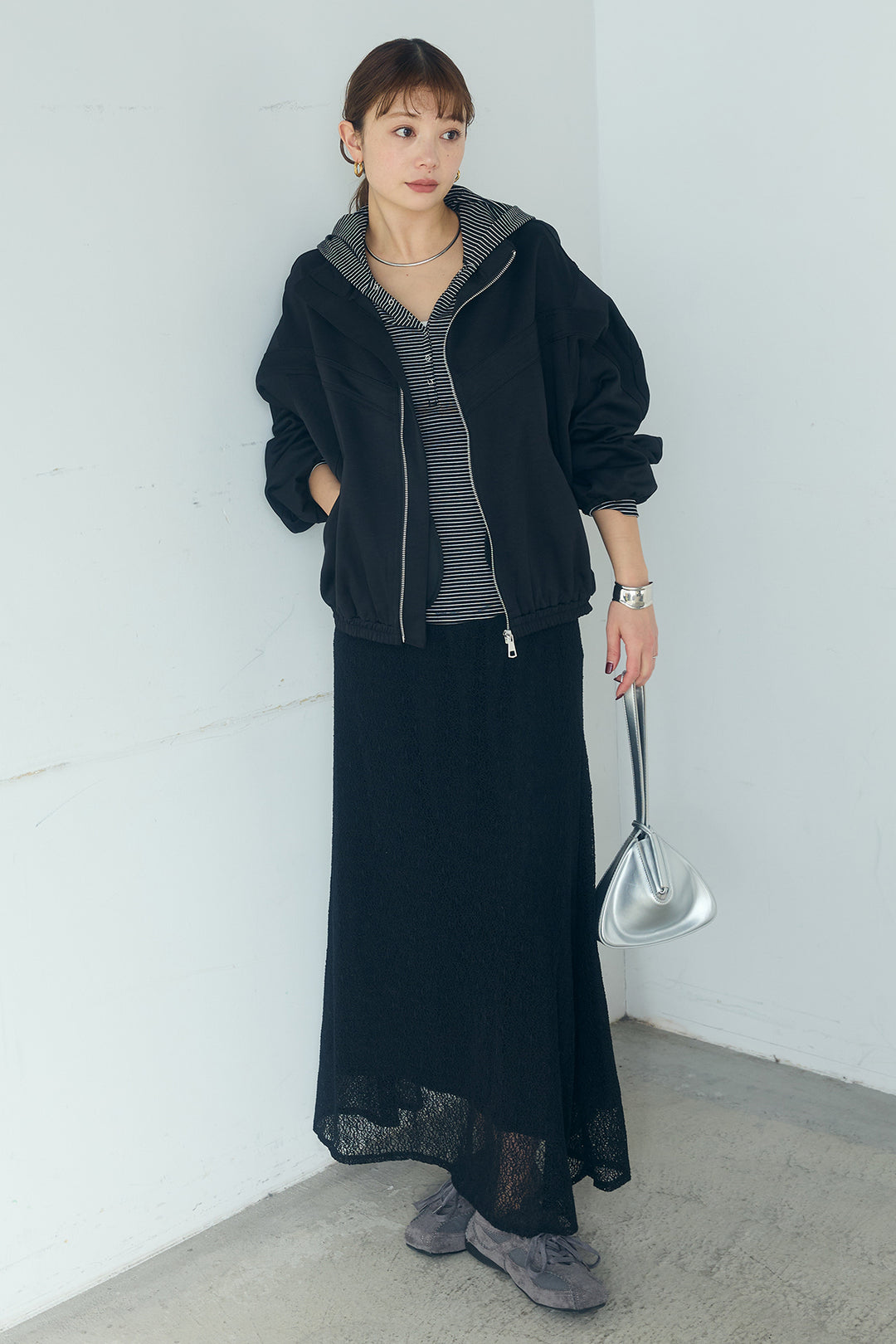 [SET]マルチ切り替えドルマンブルゾン+メッシュ刺繍ロングスカート+ボーダーフーディーロンT(3set)