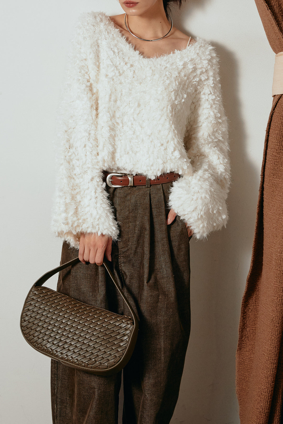 [SET]深Vネックチョウチョヤーンニットトップス+フロントタック入りコーデュロイパンツ(2set)