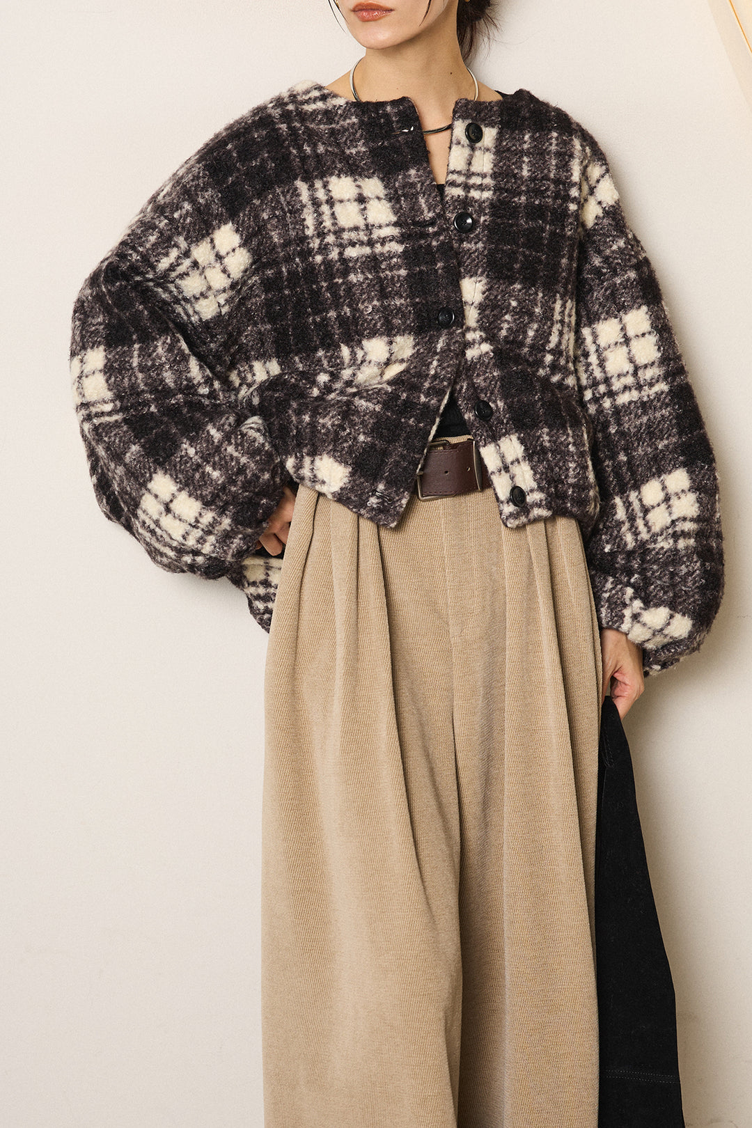 [SET]ノーカラーチェック柄ボアブルゾン+ベルトループコーデュロイワイドパンツ(2set)