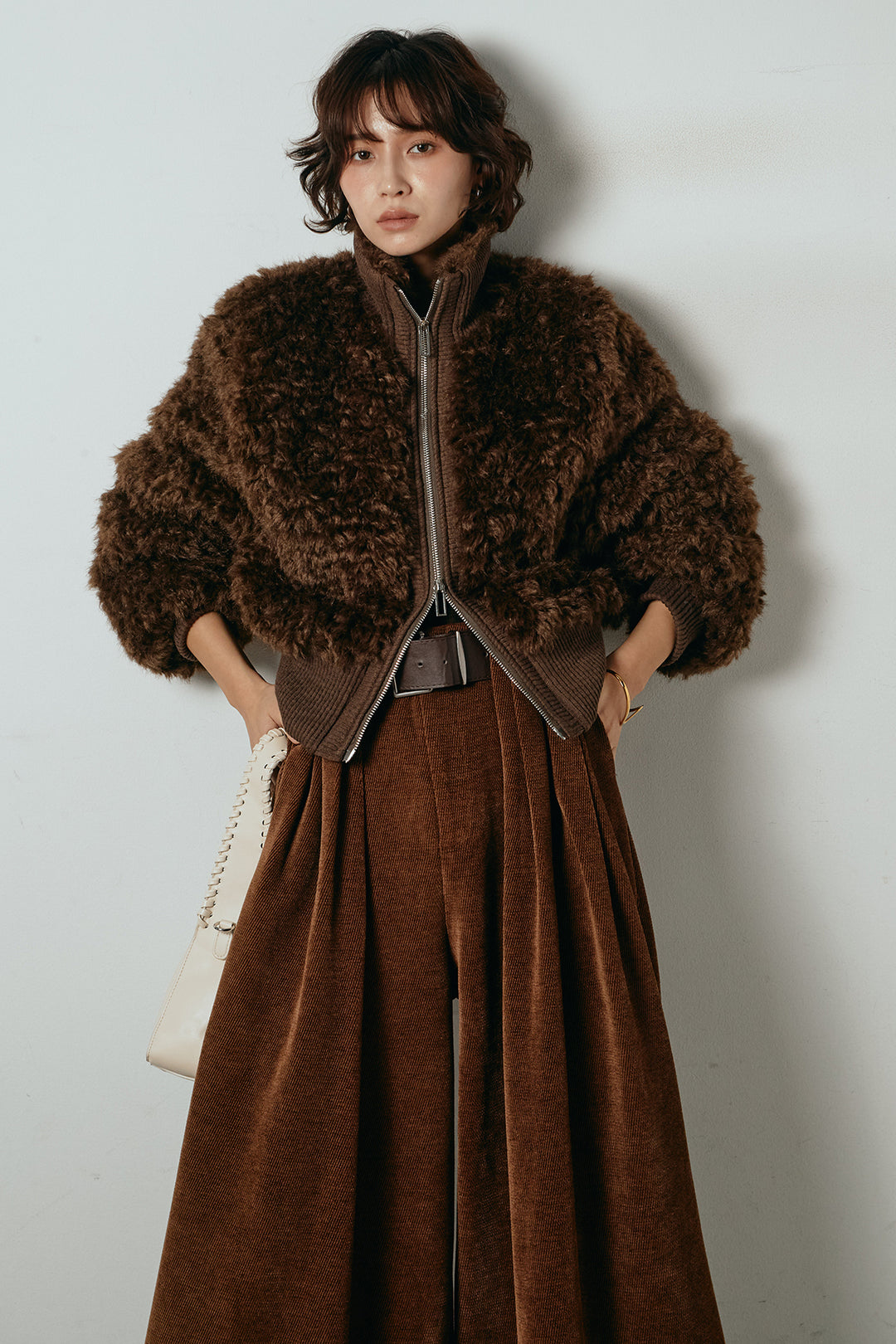 ハイネックショート丈ボアジップブルゾン