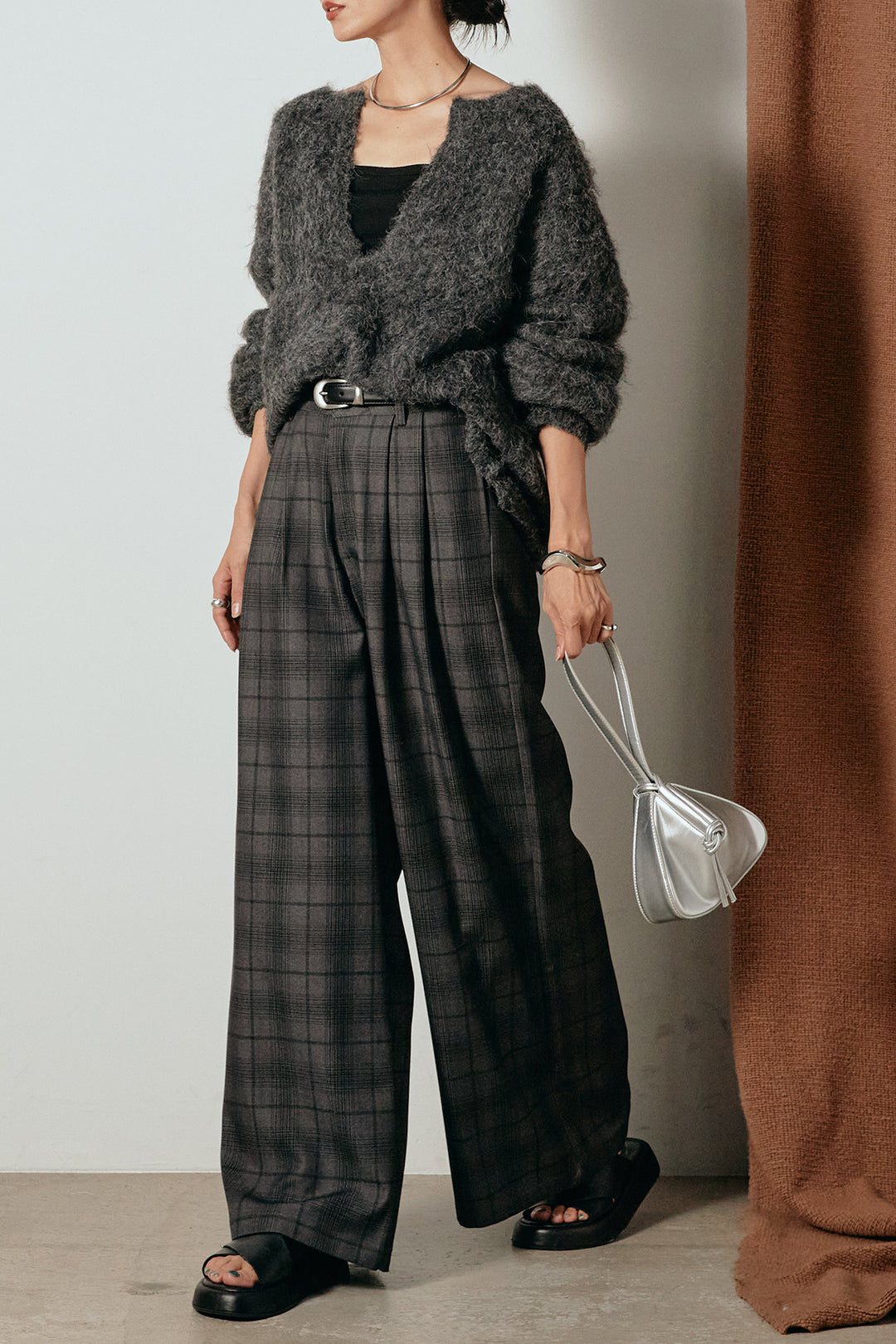 [SET]ミックスシャギー深Vニット+タック入りタータンチェックワイドパンツ(2set)
