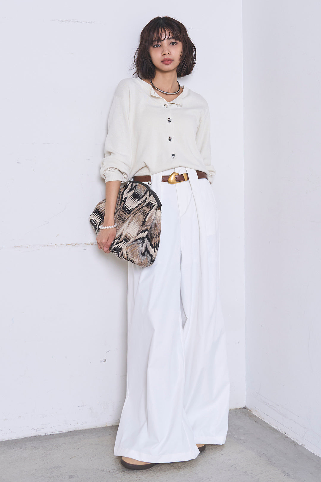 [SET]リサイクルポリニュアンス釦カーデ+ベルトループデザインハイウエストタックパンツ(2set)