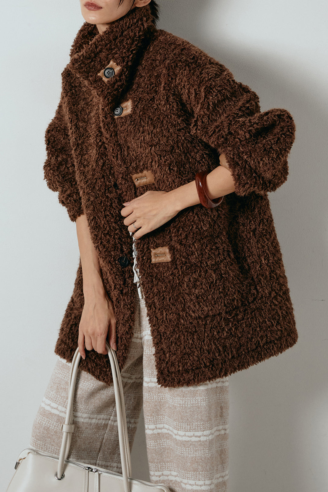 [SET]リバーシブルボアアウター+マルチライン柄リラックスニットパンツ(2set)