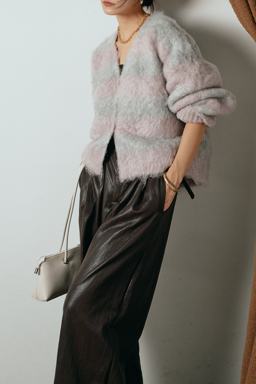 [SET]シャギーボーダー柄ニットカーディガン+ベルト付きレザーライクタックパンツ(2set)