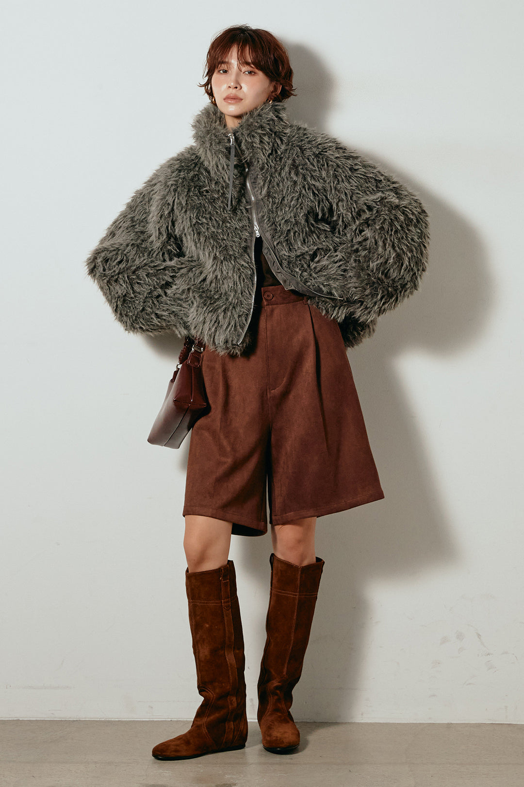 [SET]ミックスシープファースタンドブルゾン+フェイクスウェードハーフパンツ(2set)