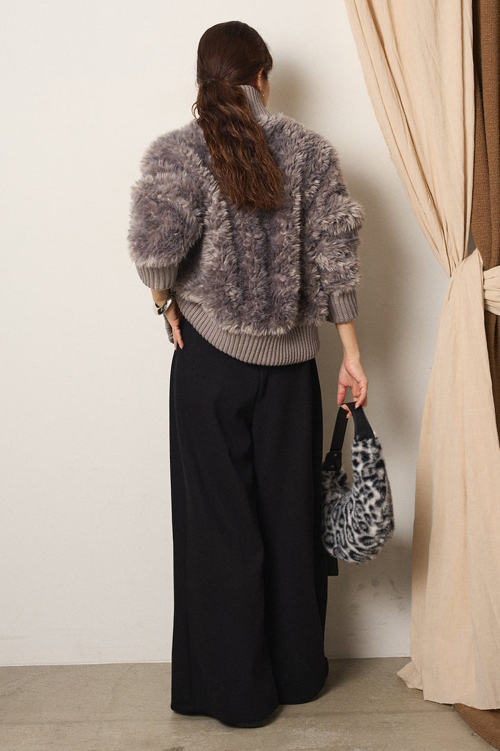 ハイネックボアブルゾン