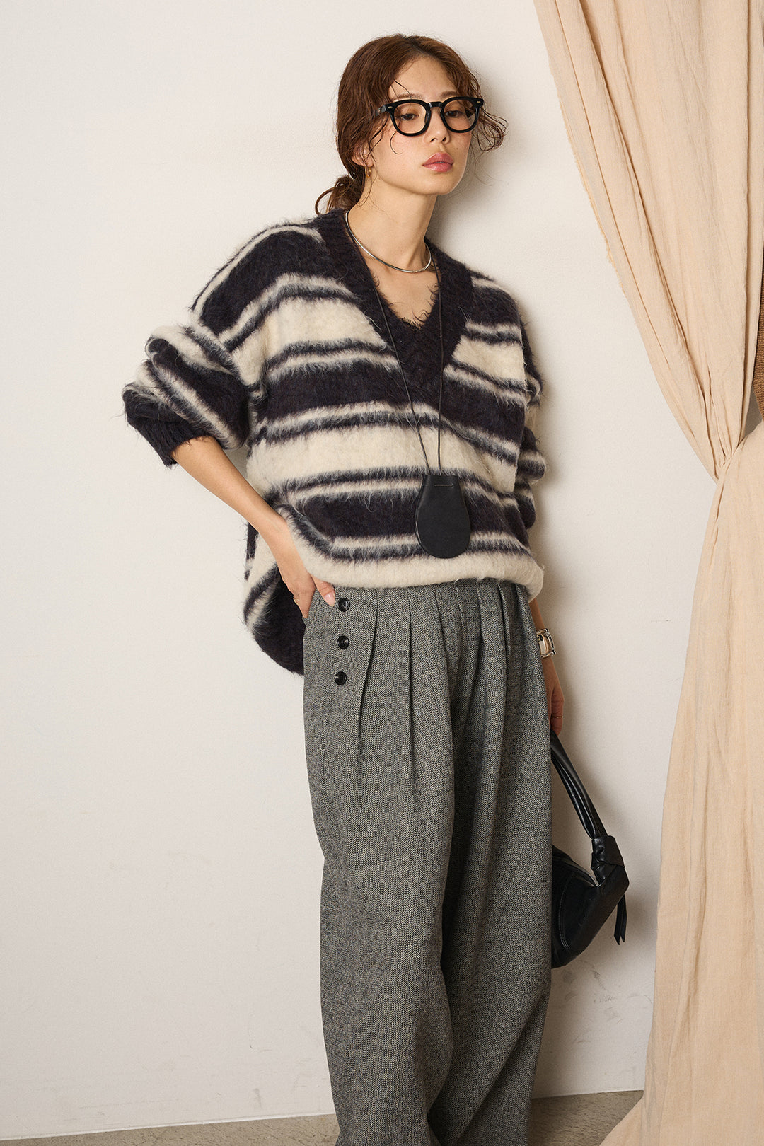 [SET]ルーズVネックボーダーニットトップス+サイドボタンツイードタックパンツ(2set)