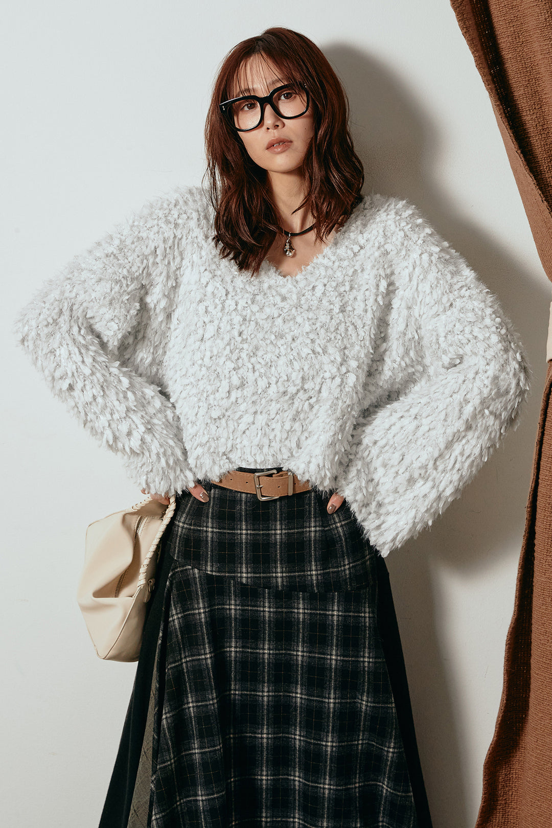 [SET]深Vネックチョウチョヤーンニットトップス+フェイクレザーベルト付き切り替えタータンチェックスカート(2set)