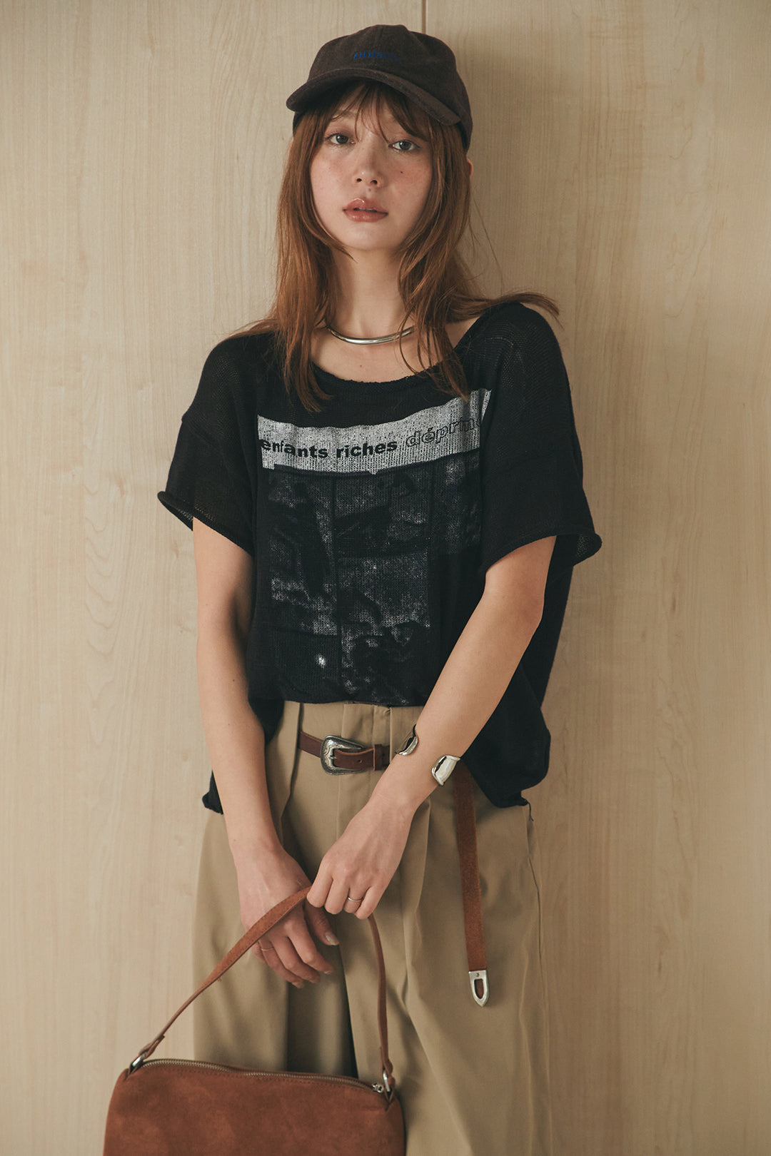 [SET]半袖モノトーングラフィックトップス+ベルトループデザインハイウエストタックパンツ(2set)