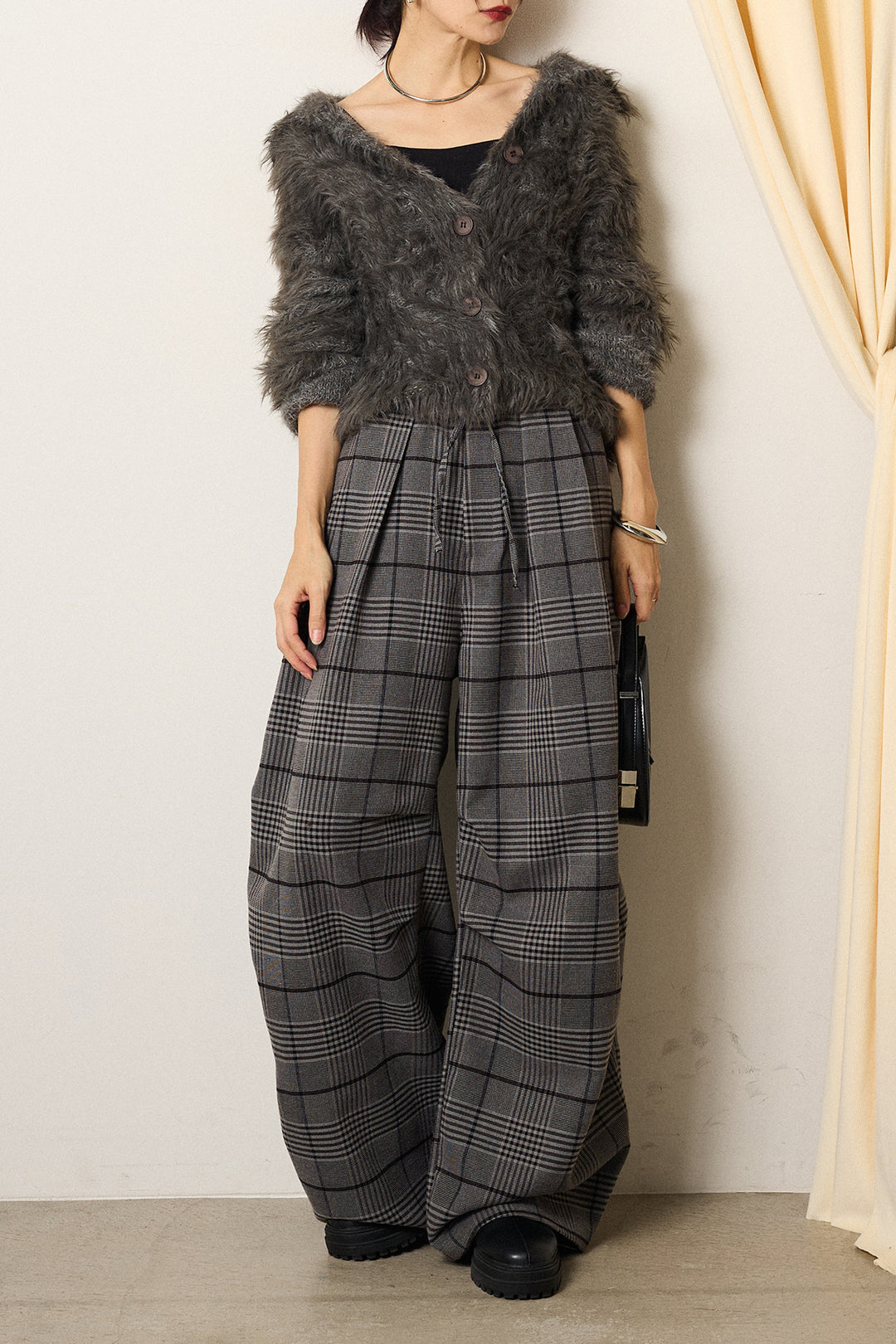 [SET]襟付きシャギーニットカーディガン+グレンチェックルーズタックパンツ(2set)