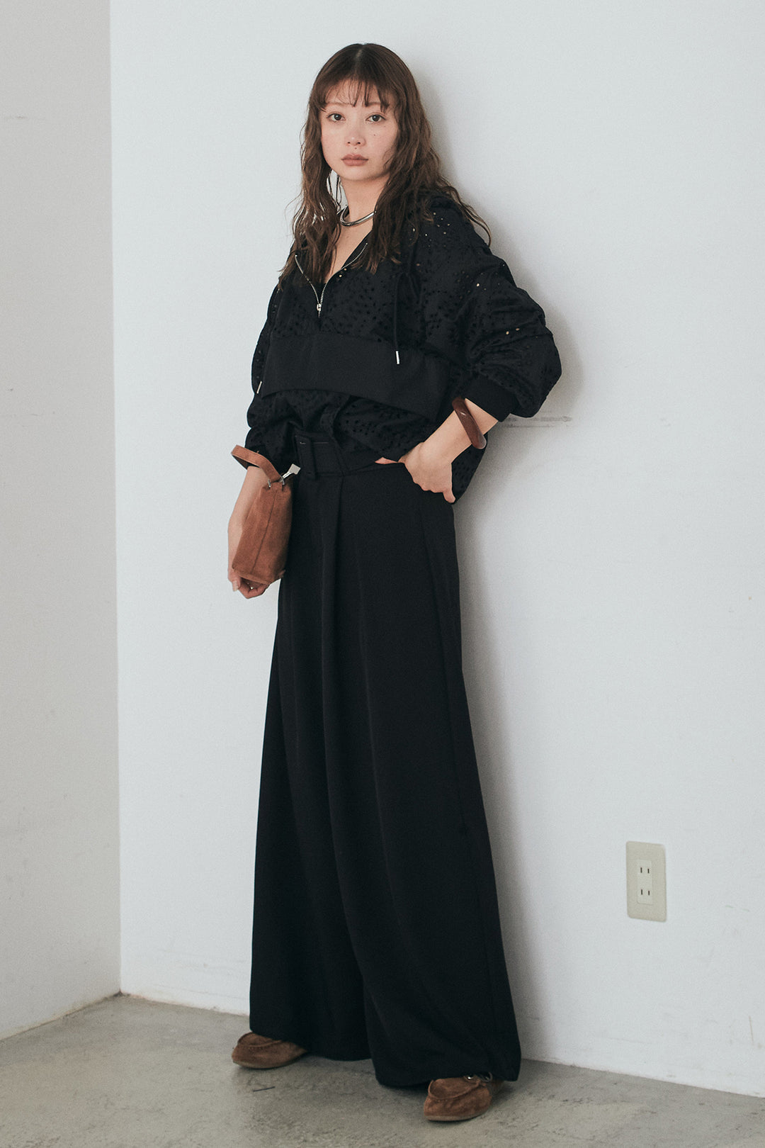 [SET]レースハーフジップアップフーディー+ベルト付きツータックワイドパンツ(2set)