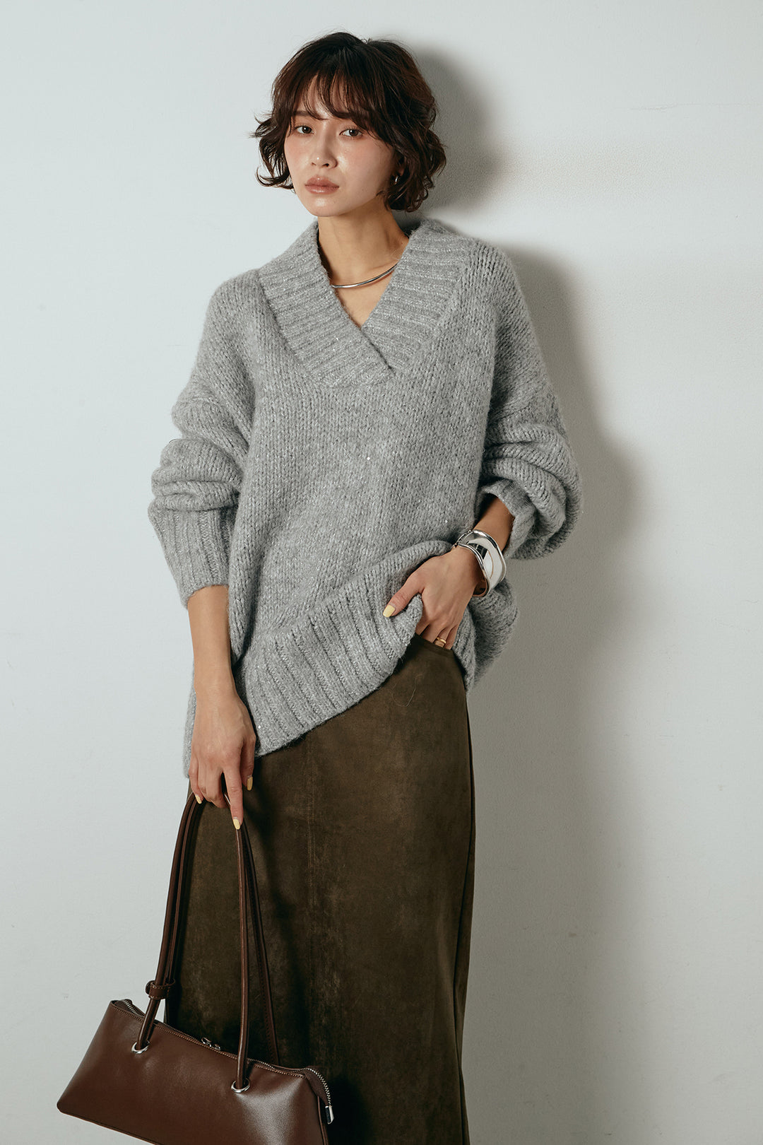 [SET]Vネックラメニットトップス+スウェードライク裾フリンジスカート(2set)