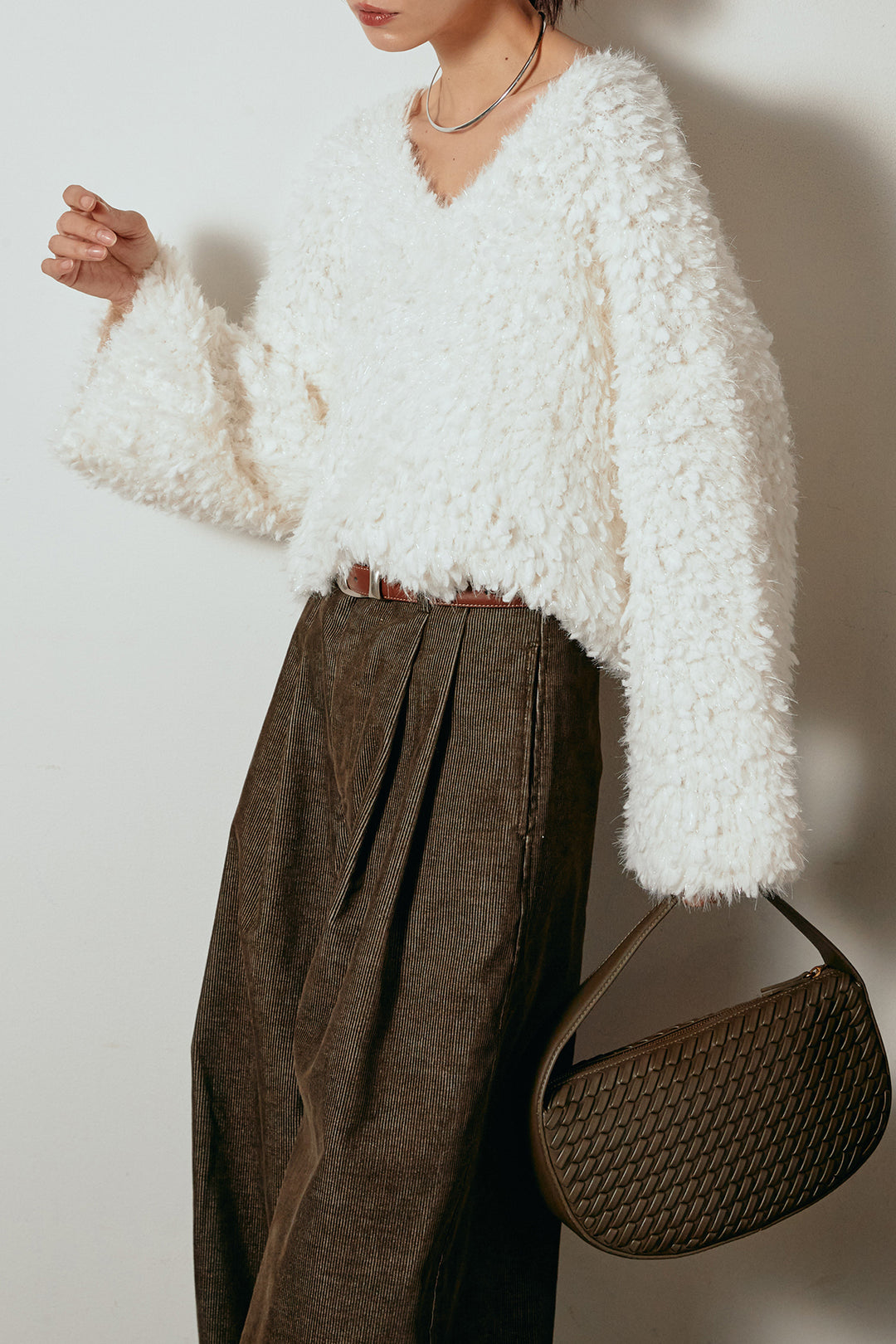 [SET]深Vネックチョウチョヤーンニットトップス+フロントタック入りコーデュロイパンツ(2set)