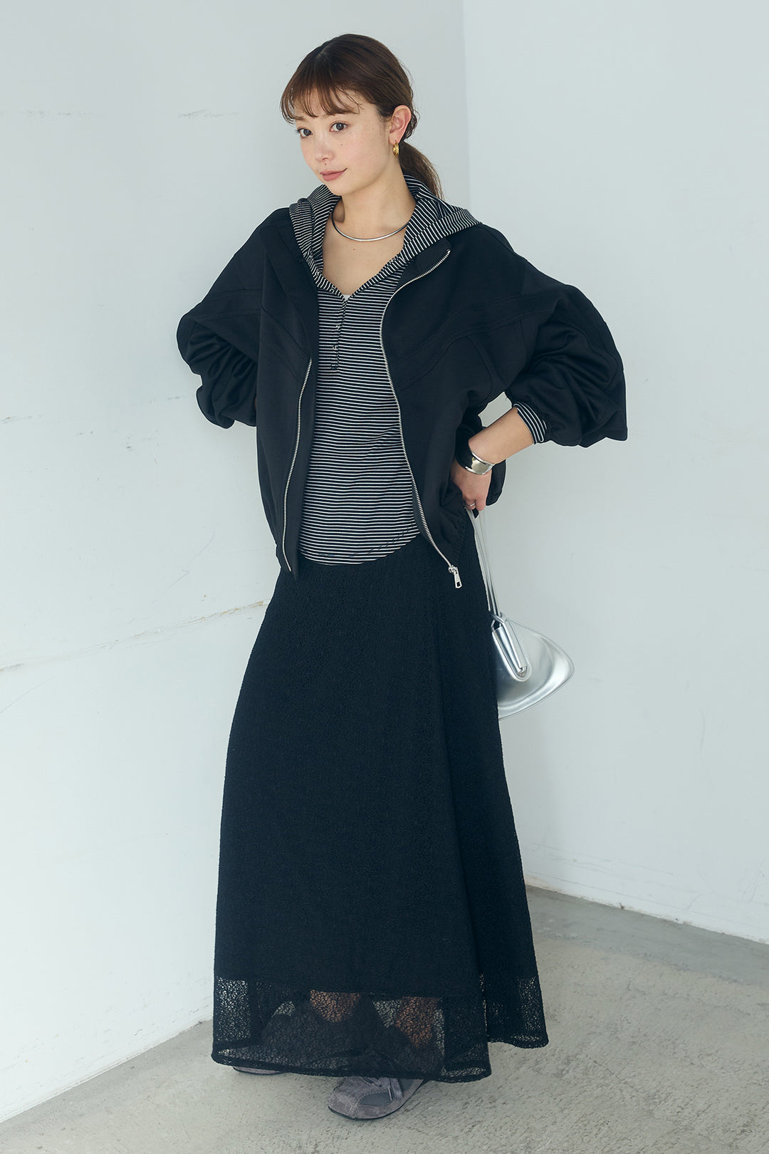 [SET]マルチ切り替えドルマンブルゾン+メッシュ刺繍ロングスカート+ボーダーフーディーロンT(3set)