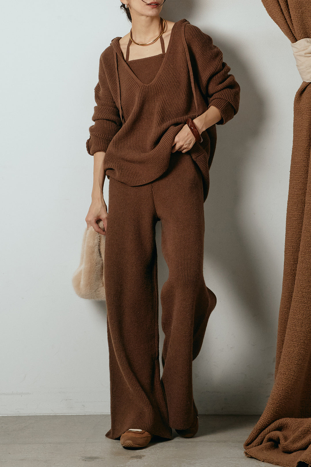 [SET]ホルターネックケーブルニットSETUP