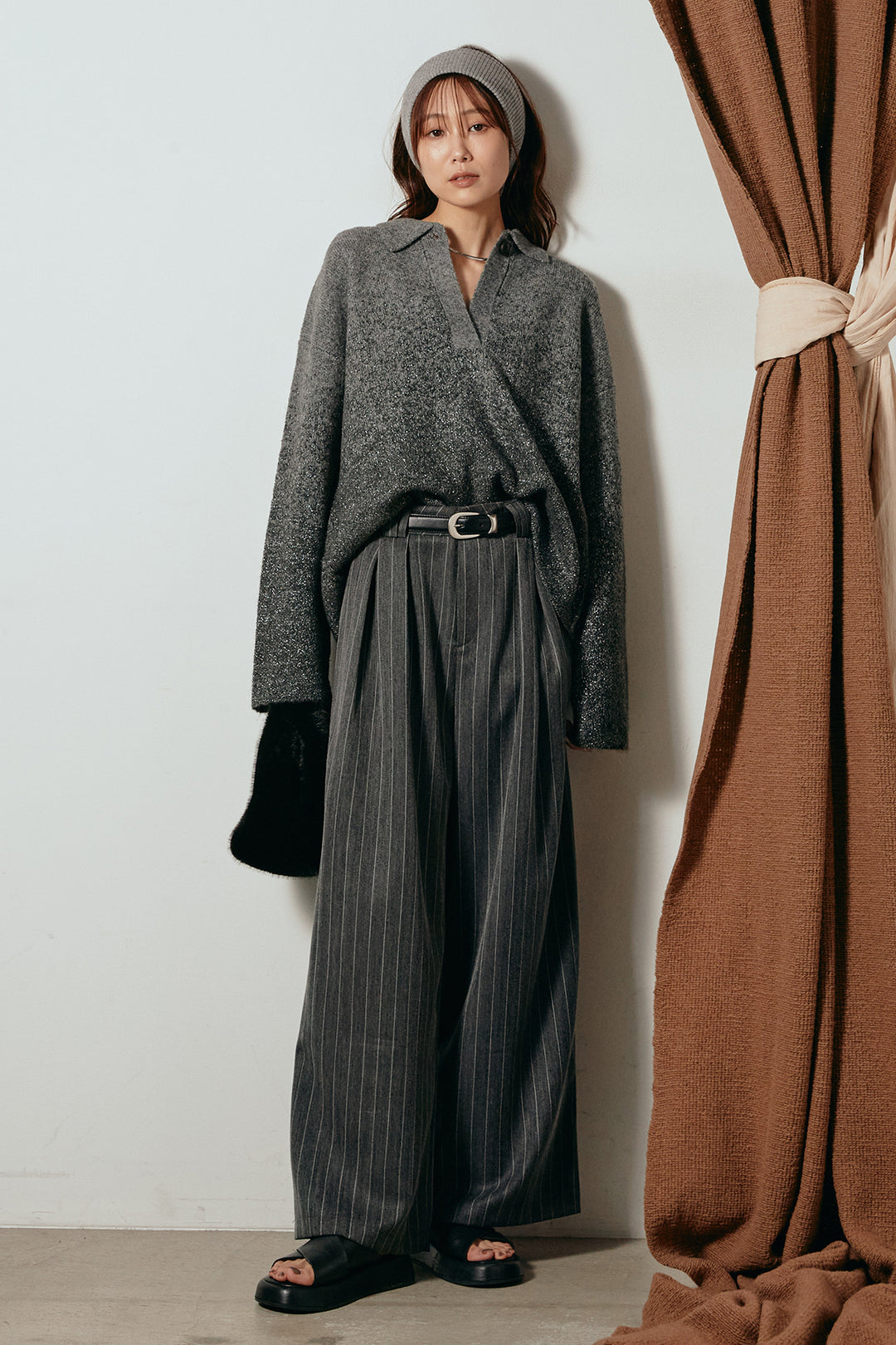 [SET]グラデーションラメニットキーネックプルオーバー+ストライプヘリンボーンパンツ(2set)