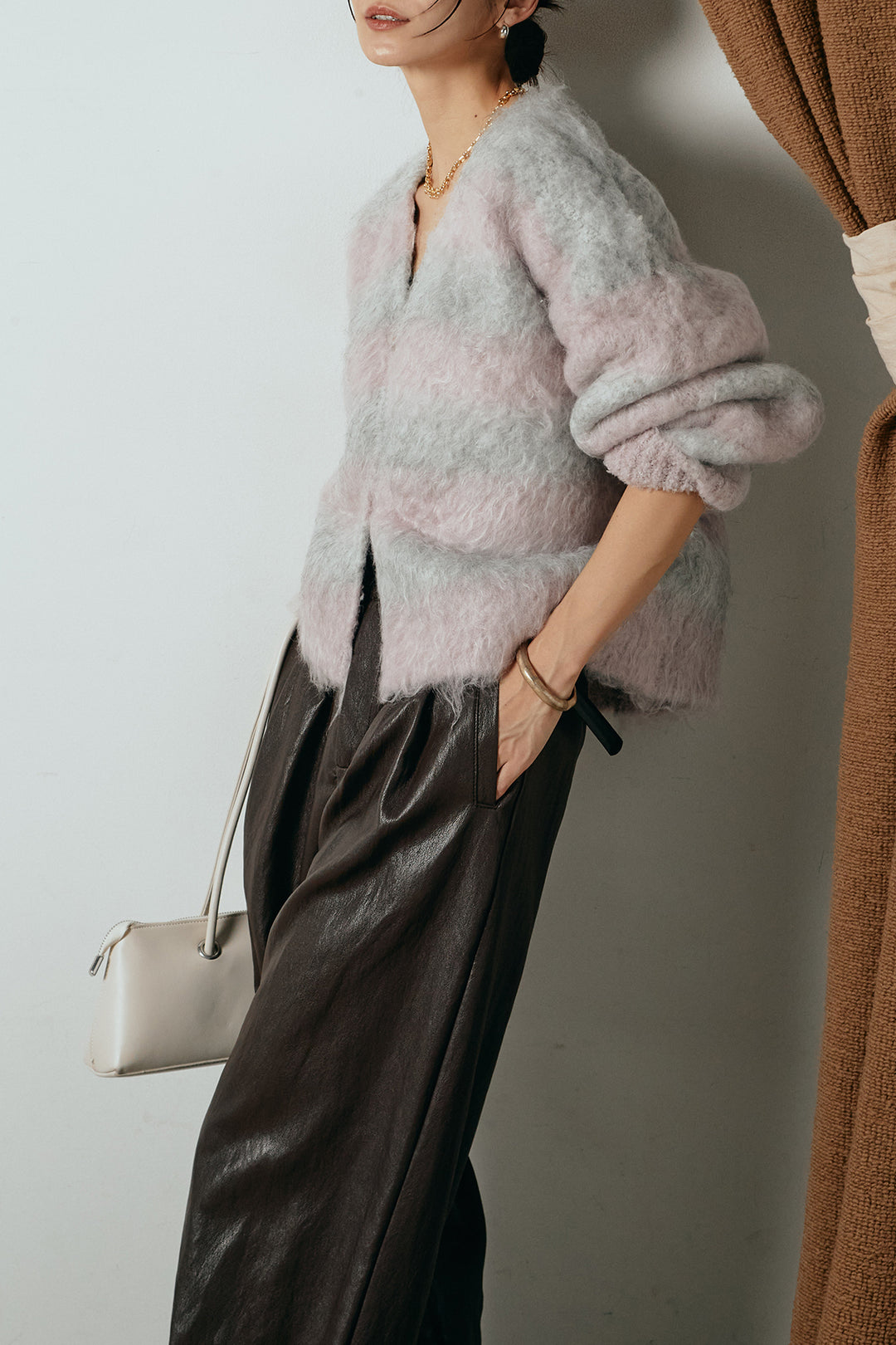 [SET]シャギーボーダー柄ニットカーディガン+ベルト付きレザーライクタックパンツ(2set)