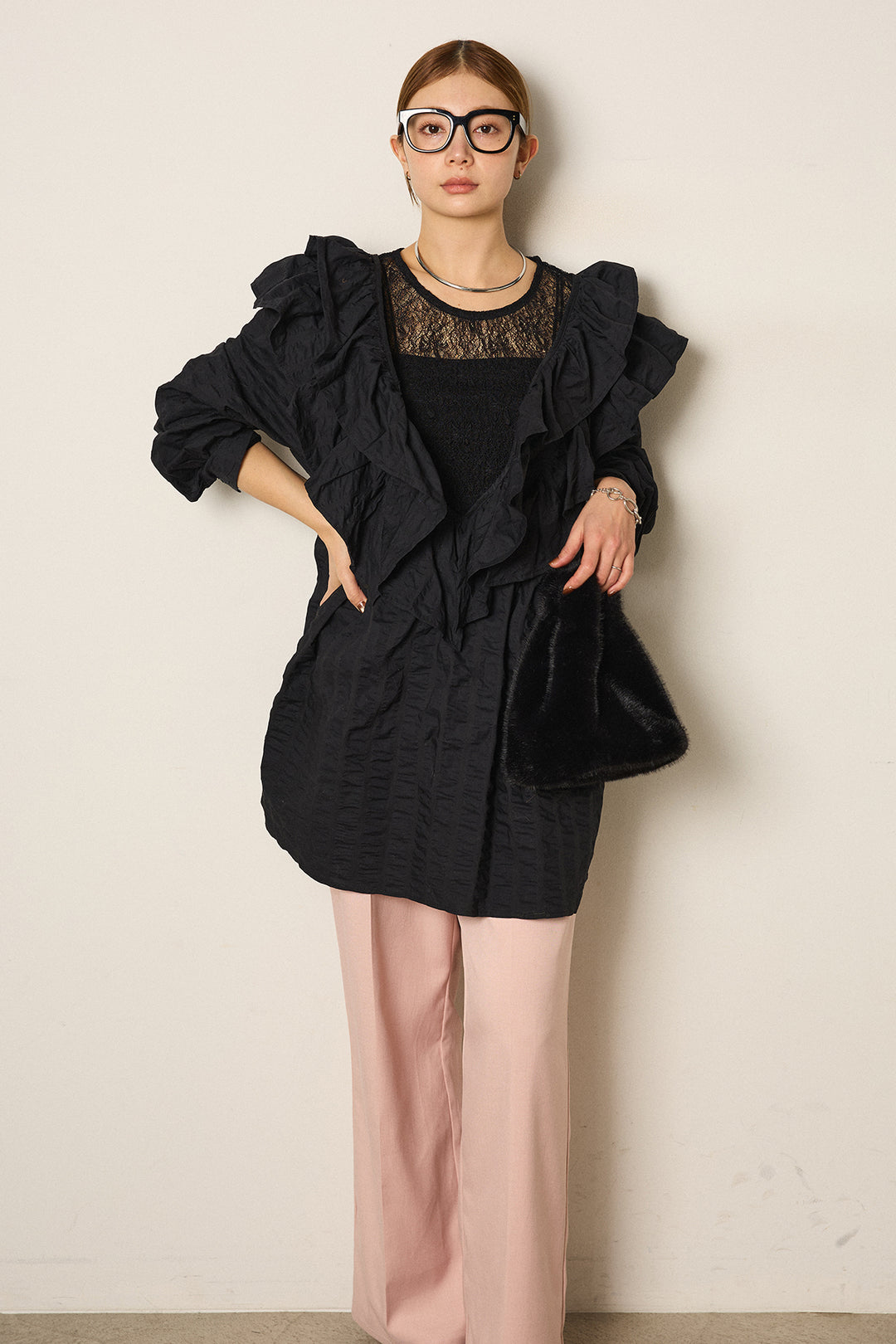 [SET]Vネックフリルカラーブラウス+ツイルスプリングカラータックパンツ(2set)