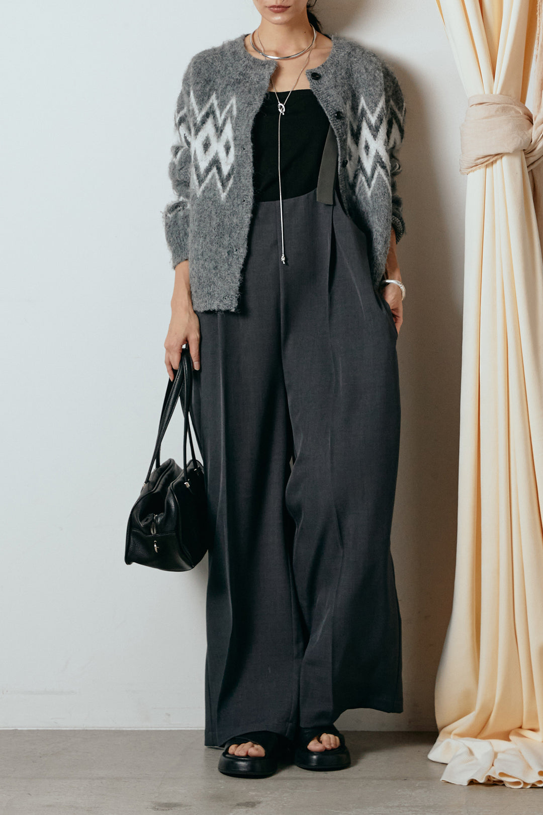 [SET]起毛ノルディック柄ニットカーディガン+ワイドツイルサロペット(2set)