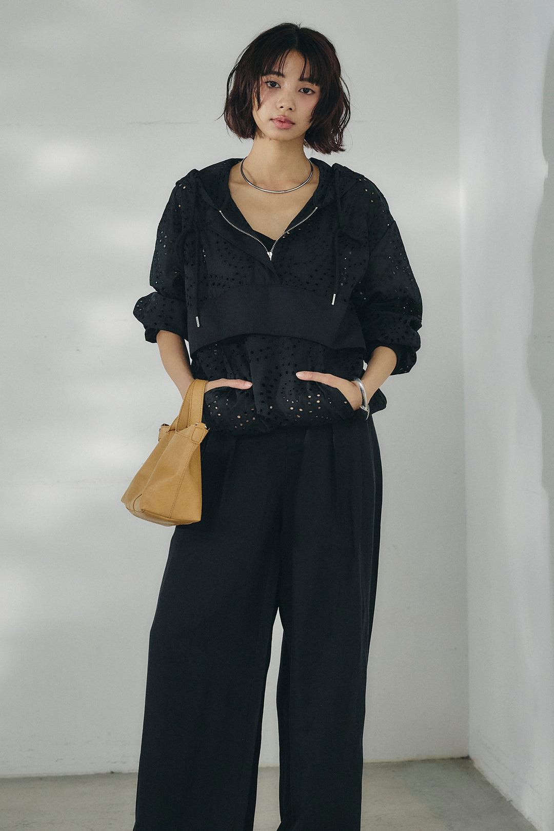 [SET]レースハーフジップアップフーディー+リネン混タックストレートワイドパンツ(2set)