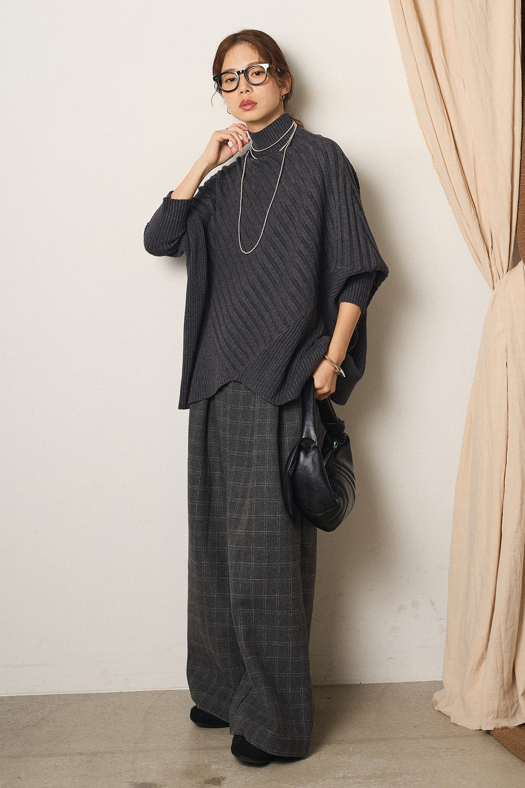 [SET]アシメデザインリブポンチョニットトップス+ウールライクチェックタックパンツ(2set)