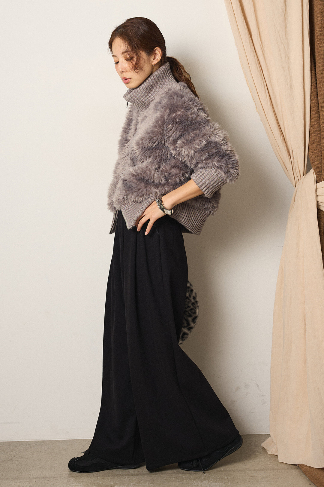 [SET]ハイネックボアブルゾン+フェイクレザー太ベルト付きタックワイドパンツ(2set)