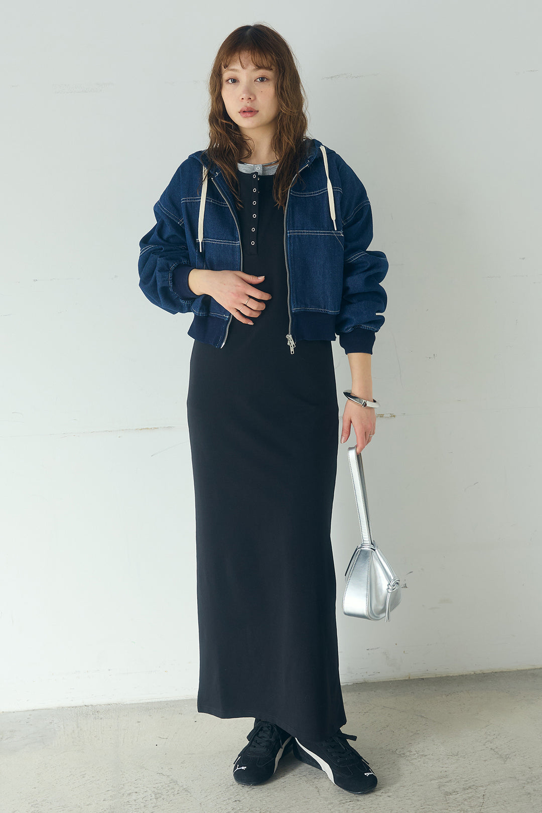 [SET]デニムダブルジップパーカーブルゾン+レイヤード見えヘンリーネックロングワンピース(2set)