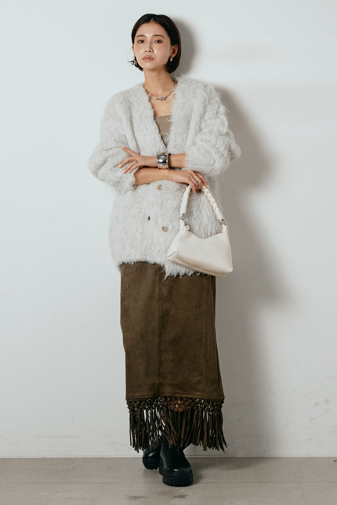 [SET]ウェーブシャギーニットジャケット+スウェードライク裾フリンジスカート(2set)